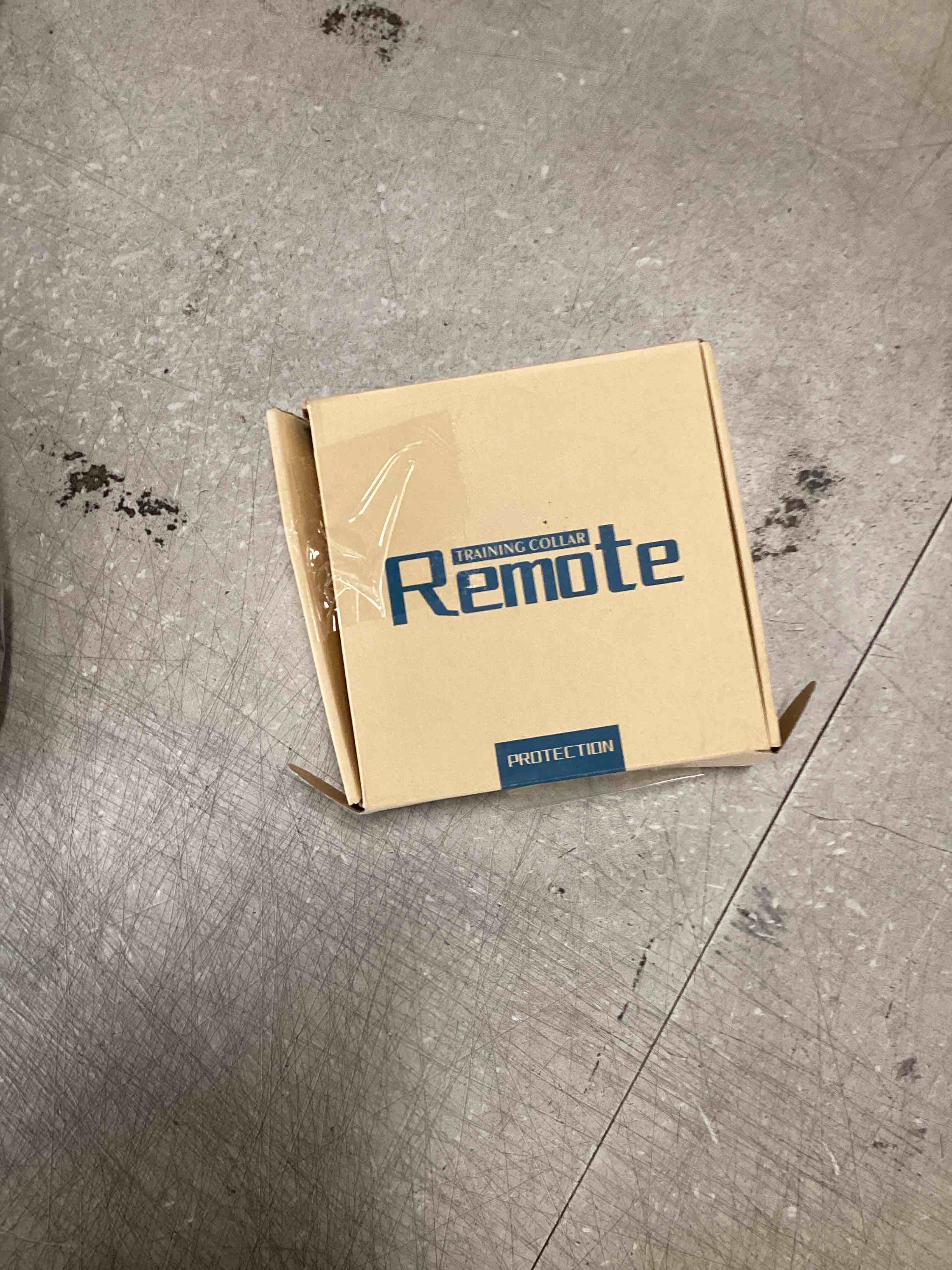 https://s3.amazonaws.com/lotting-images-prod/bidfta/BLU6821361_1720439167838.jpeg