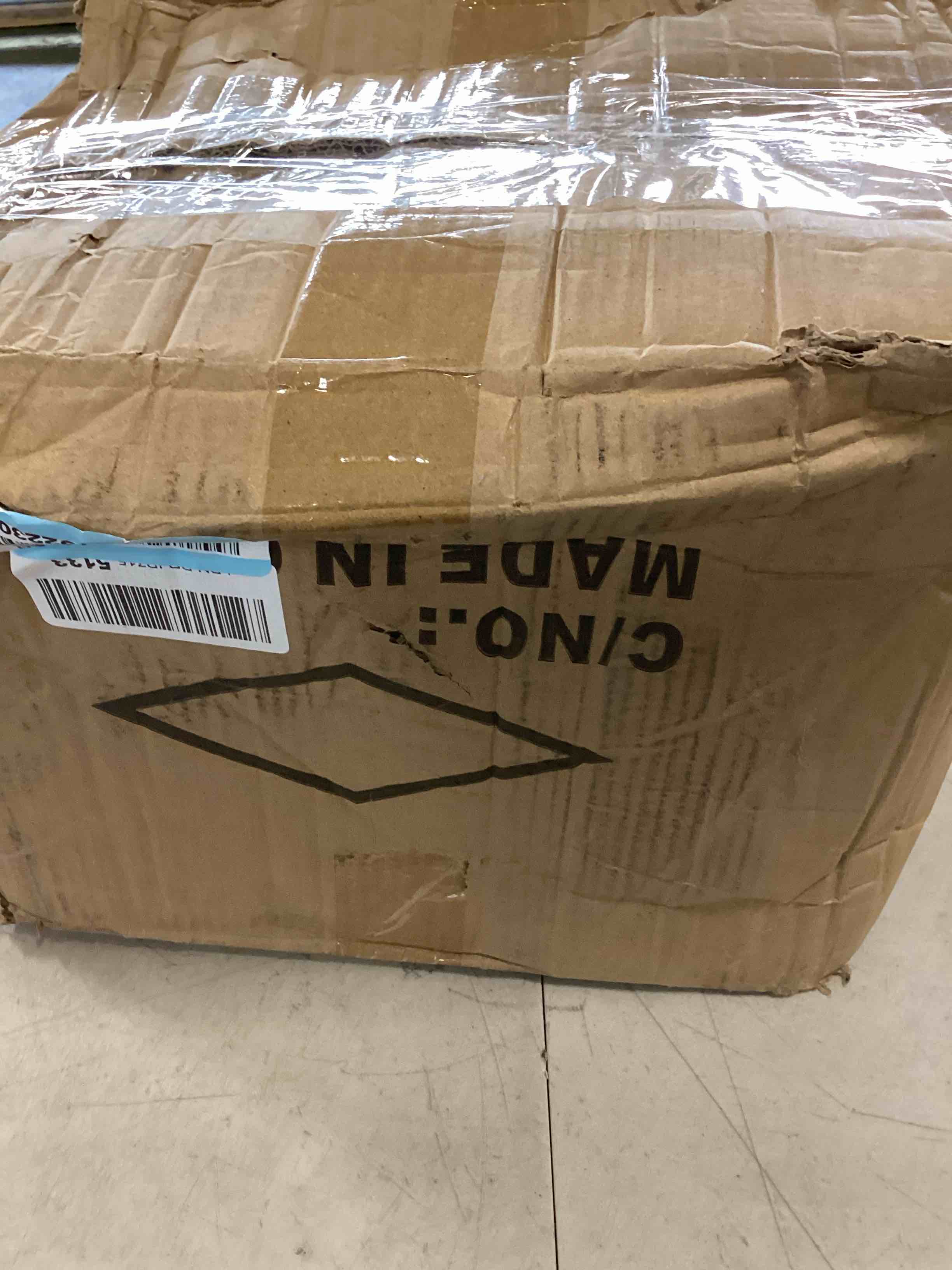 https://s3.amazonaws.com/lotting-images-prod/bidfta/BLU6821594_1720545335912.jpeg