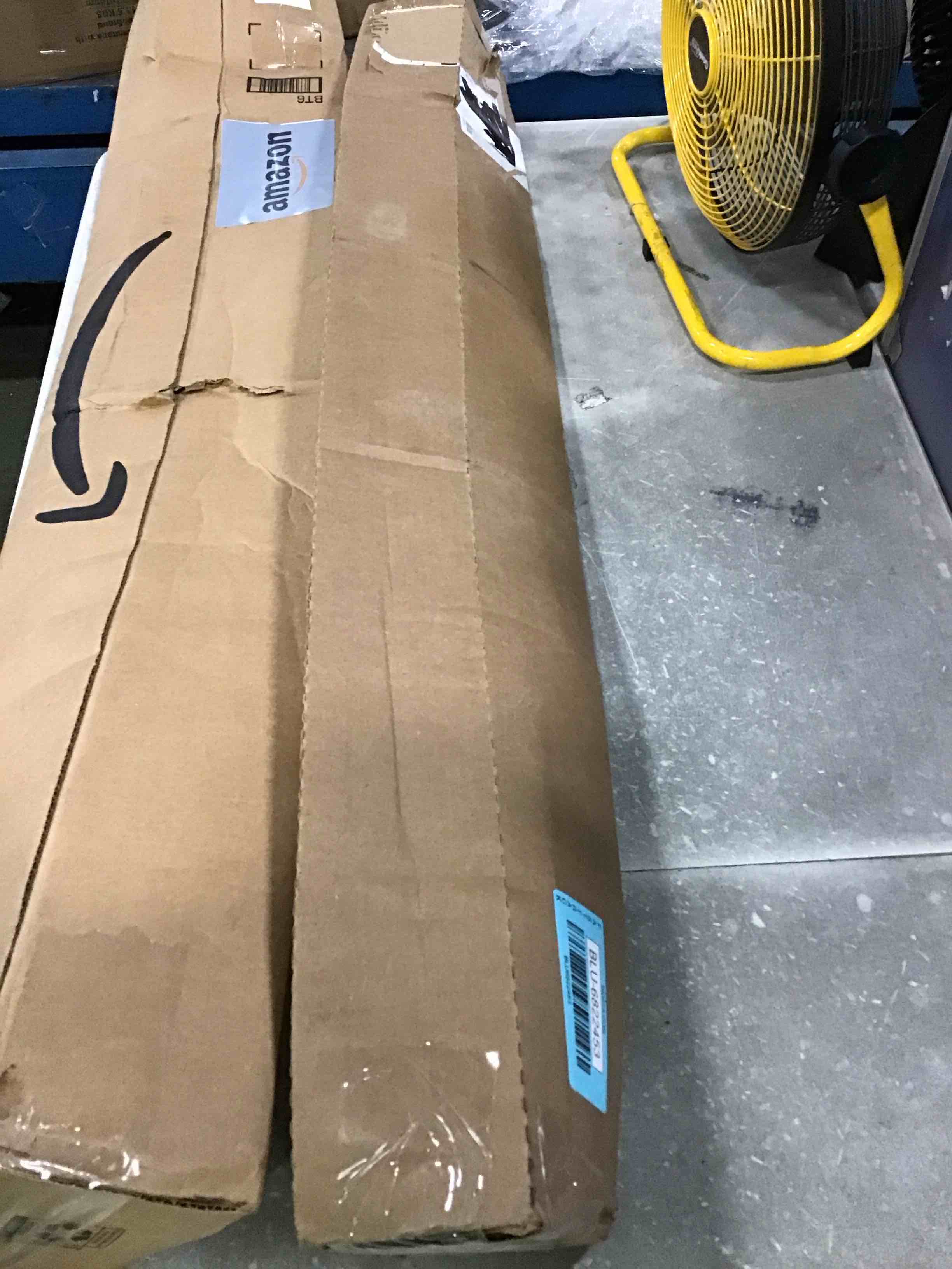 https://s3.amazonaws.com/lotting-images-prod/bidfta/BLU6822453_1720180062190.jpeg