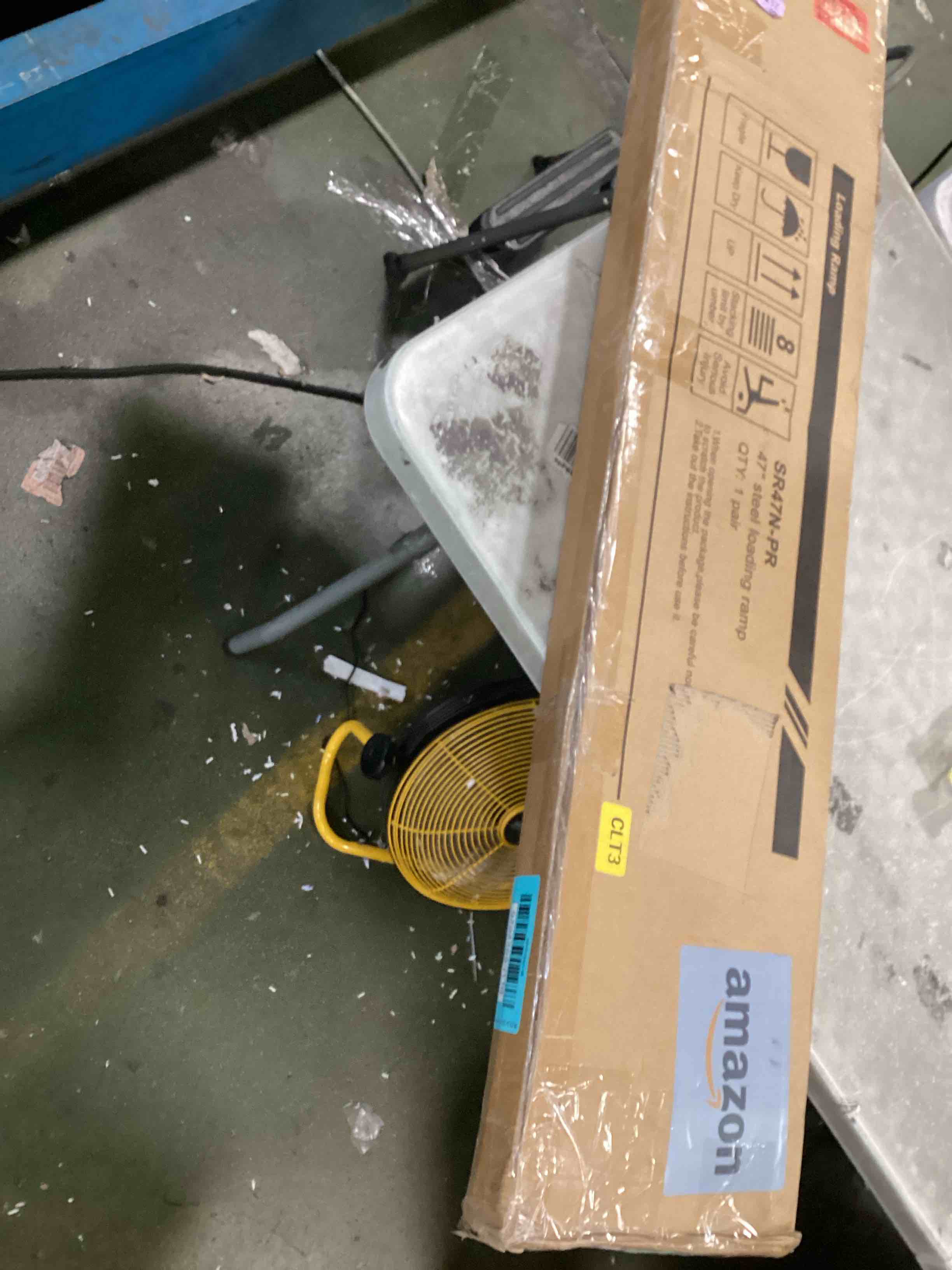 https://s3.amazonaws.com/lotting-images-prod/bidfta/BLU6822626_1720207612647.jpeg