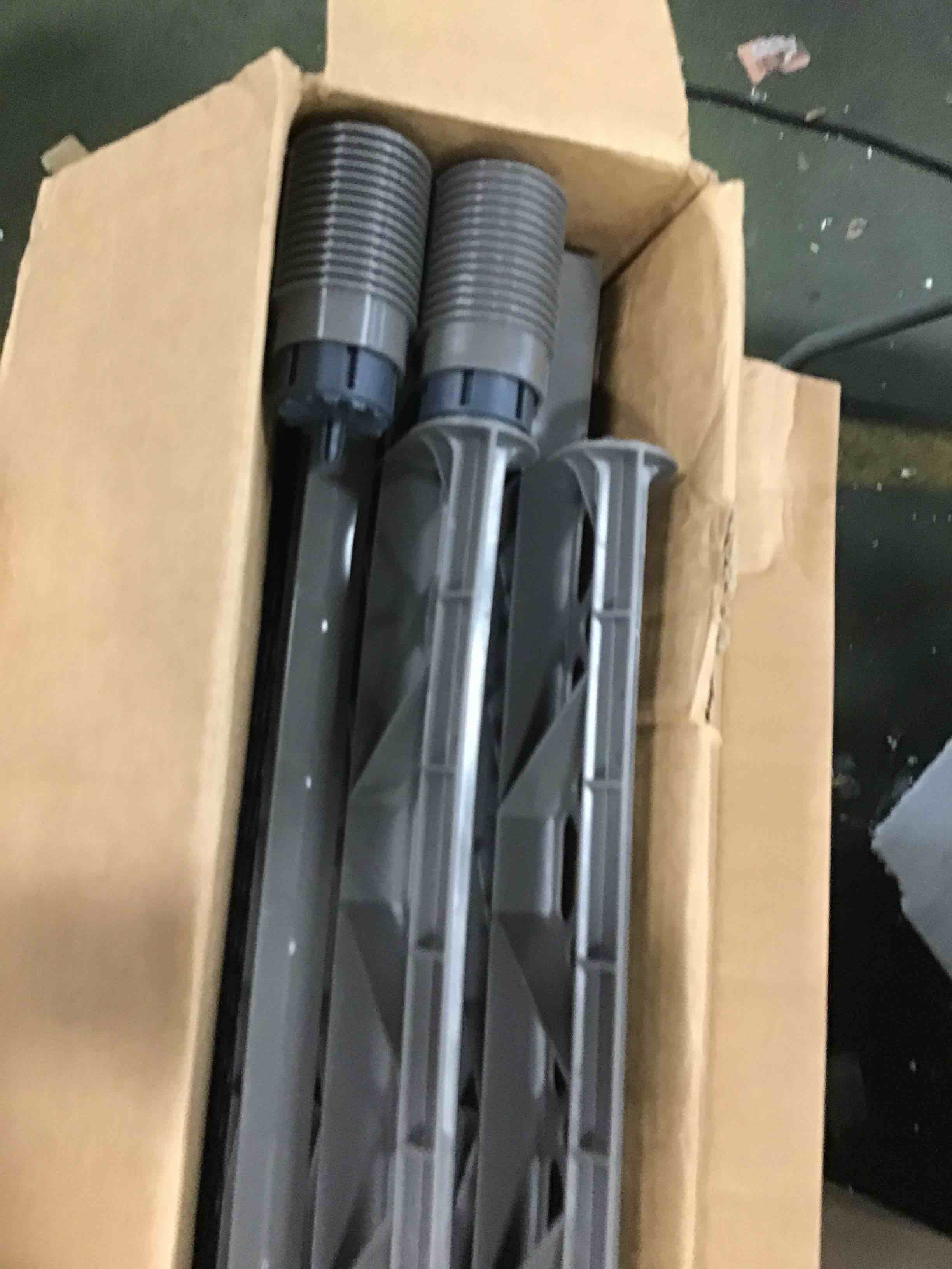 https://s3.amazonaws.com/lotting-images-prod/bidfta/BLU6822777_1720242213595.jpeg
