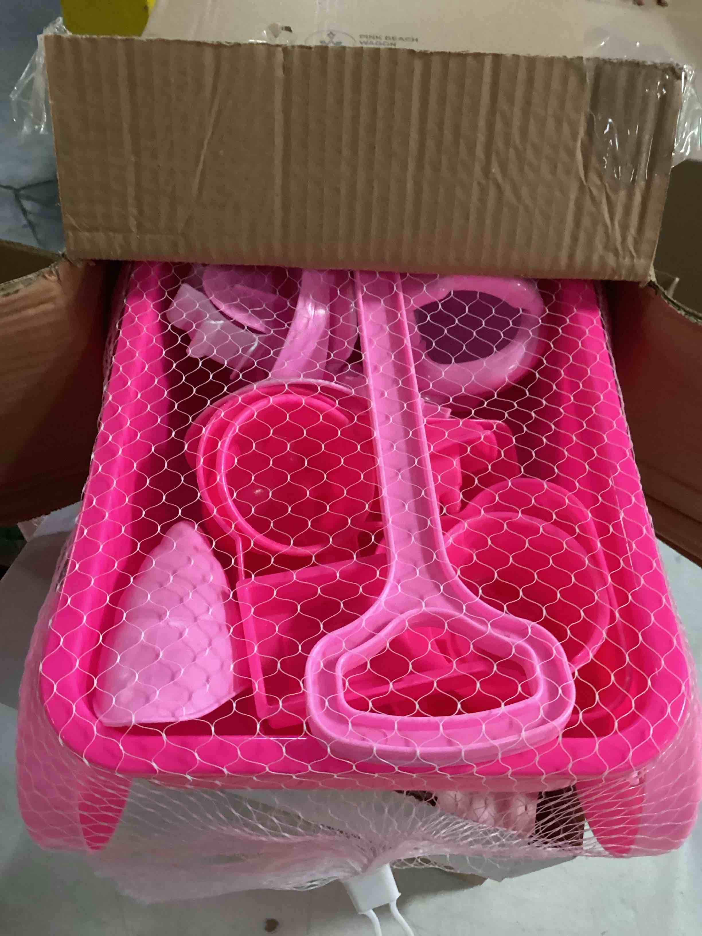 14 PCS Pink Princess Beach Wagon Plastic Toy Playset for Kids with