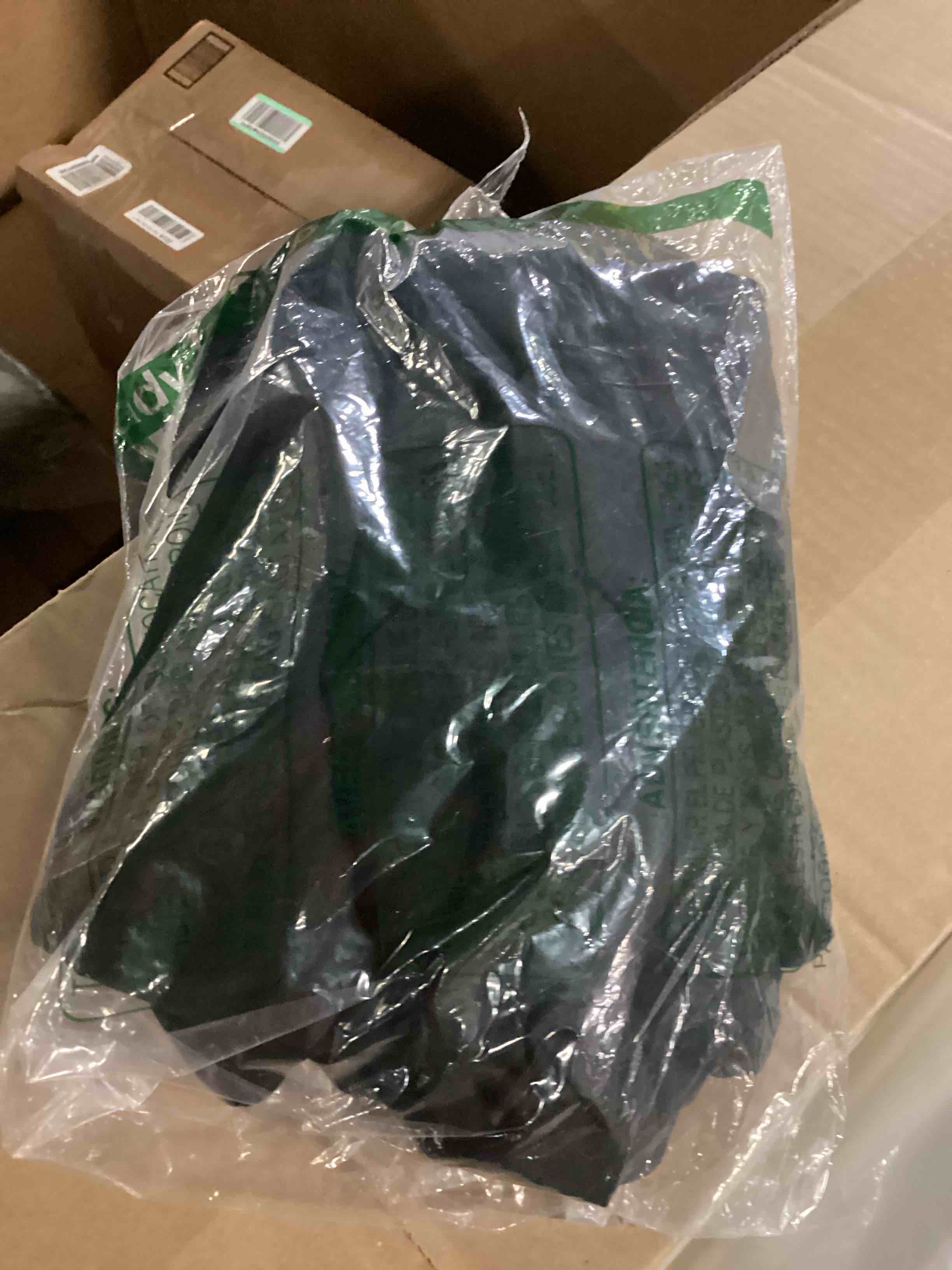 https://s3.amazonaws.com/lotting-images-prod/bidfta/BLU6826866_1727463058647.jpeg
