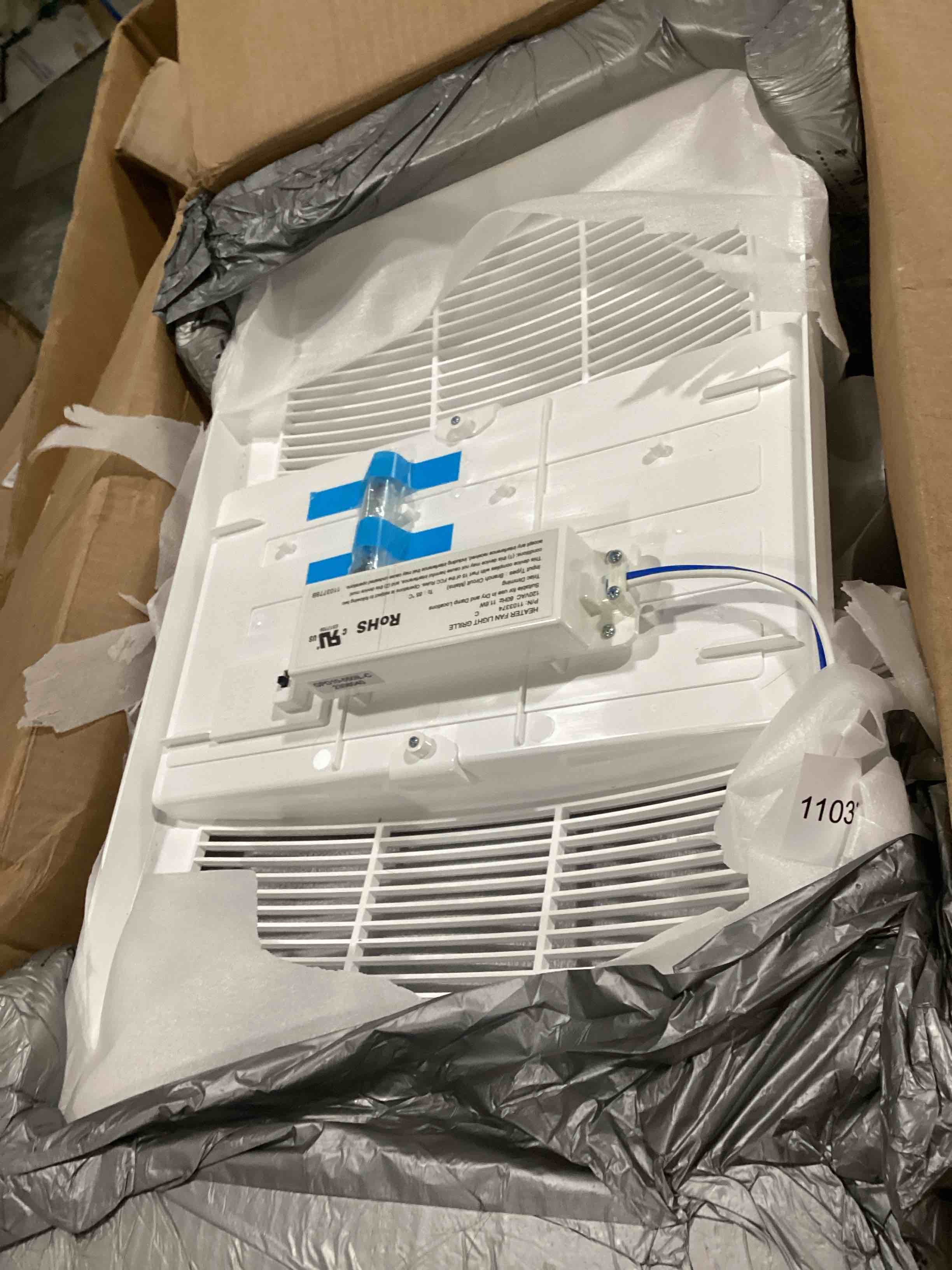 https://s3.amazonaws.com/lotting-images-prod/bidfta/BLU6829396_1724936180136.jpeg