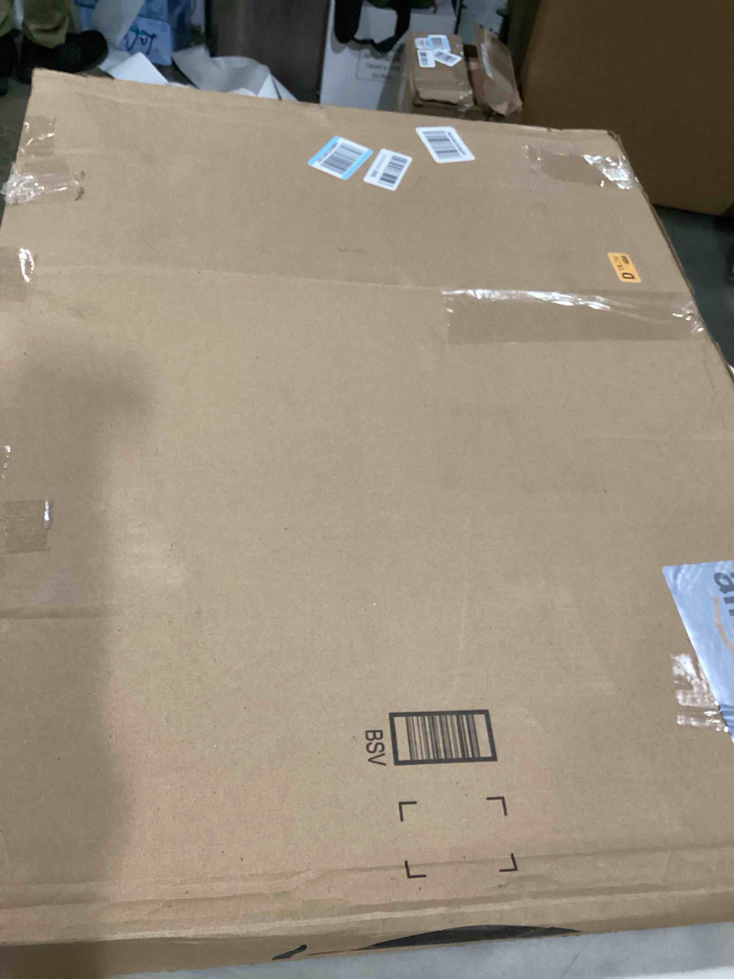 https://s3.amazonaws.com/lotting-images-prod/bidfta/BLU6829412_1724937411299.jpeg