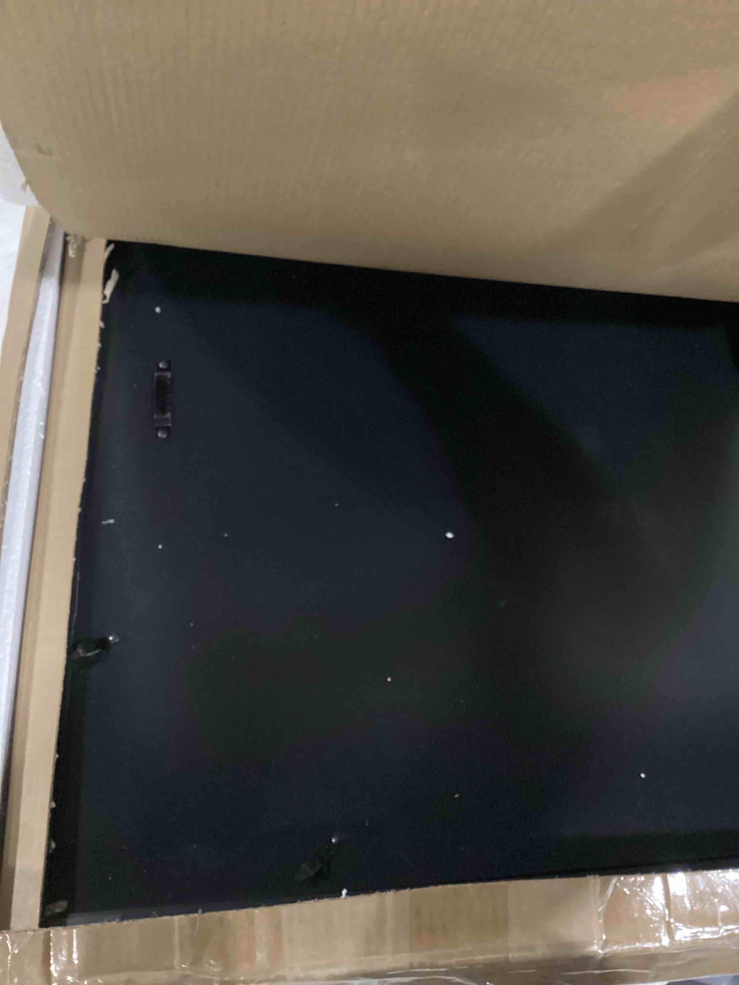 https://s3.amazonaws.com/lotting-images-prod/bidfta/BLU6829413_1724937479919.jpeg