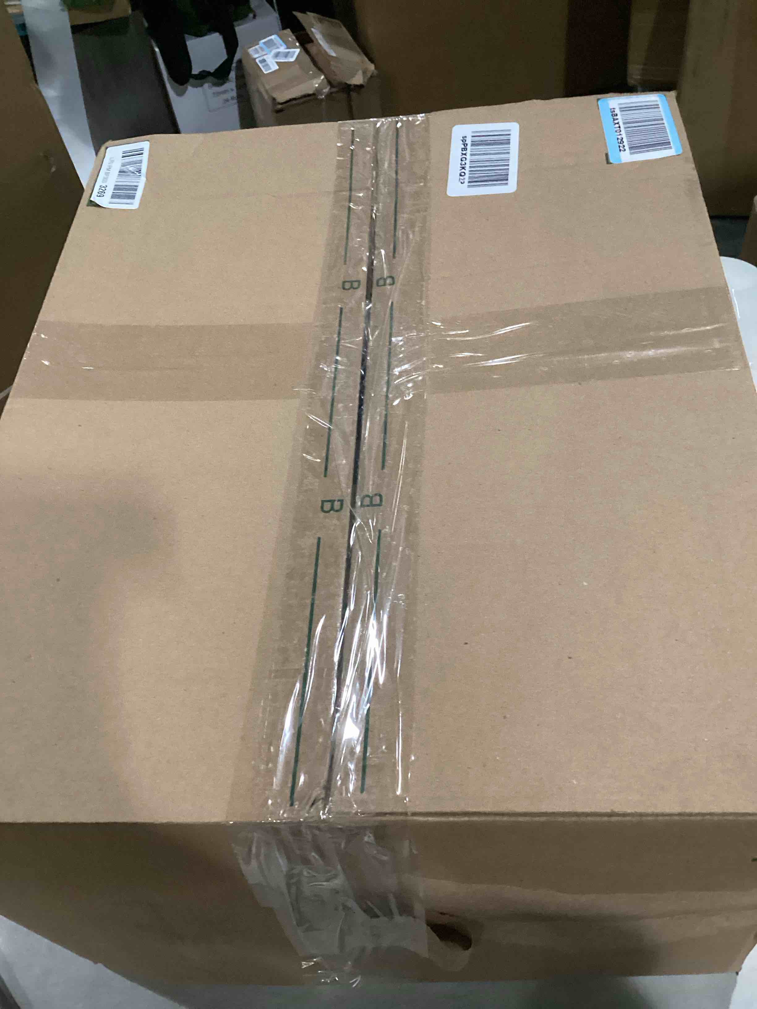 https://s3.amazonaws.com/lotting-images-prod/bidfta/BLU6829421_1724938848337.jpeg