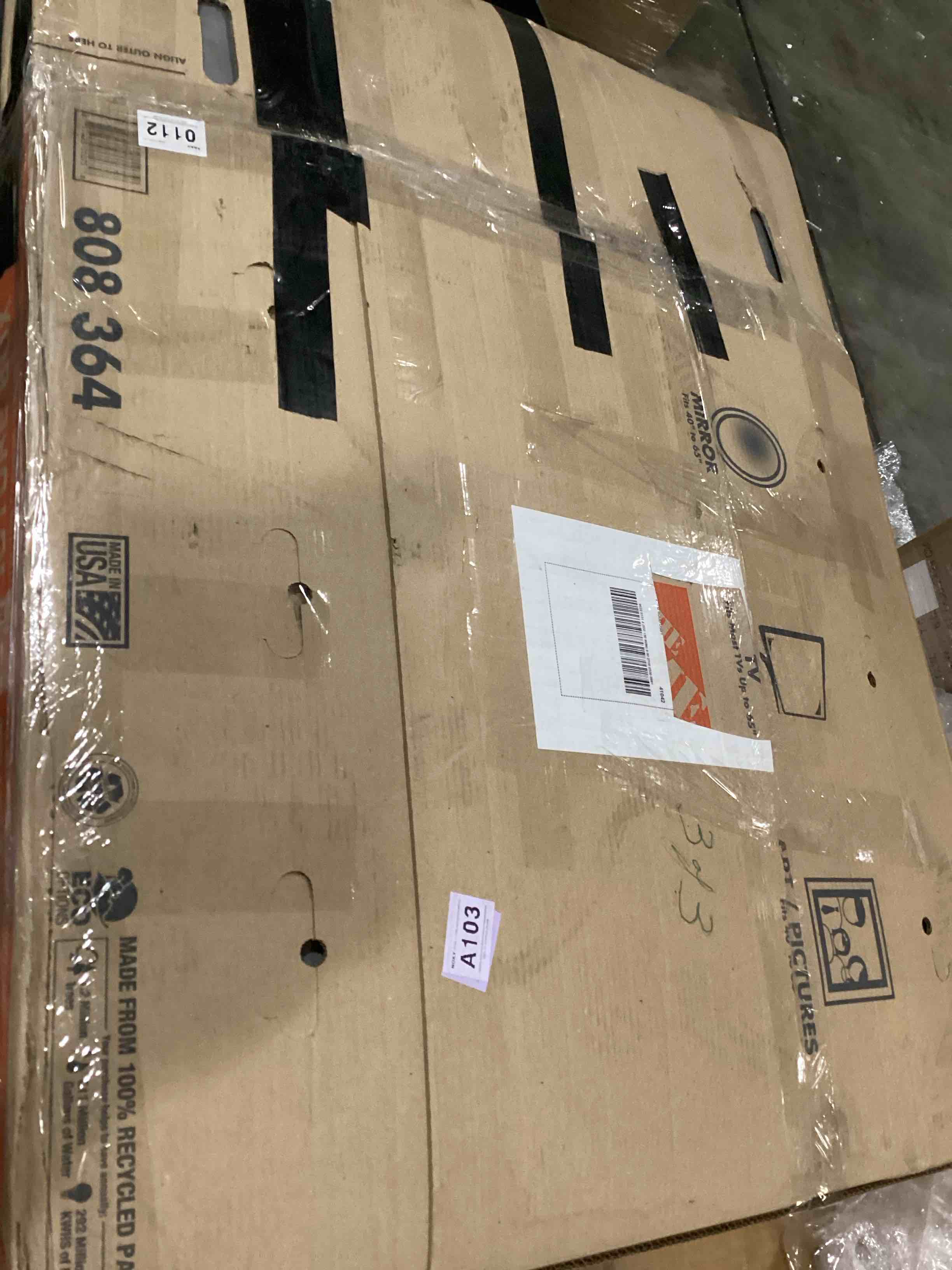 https://s3.amazonaws.com/lotting-images-prod/bidfta/BLU6829484_1724954105781.jpeg
