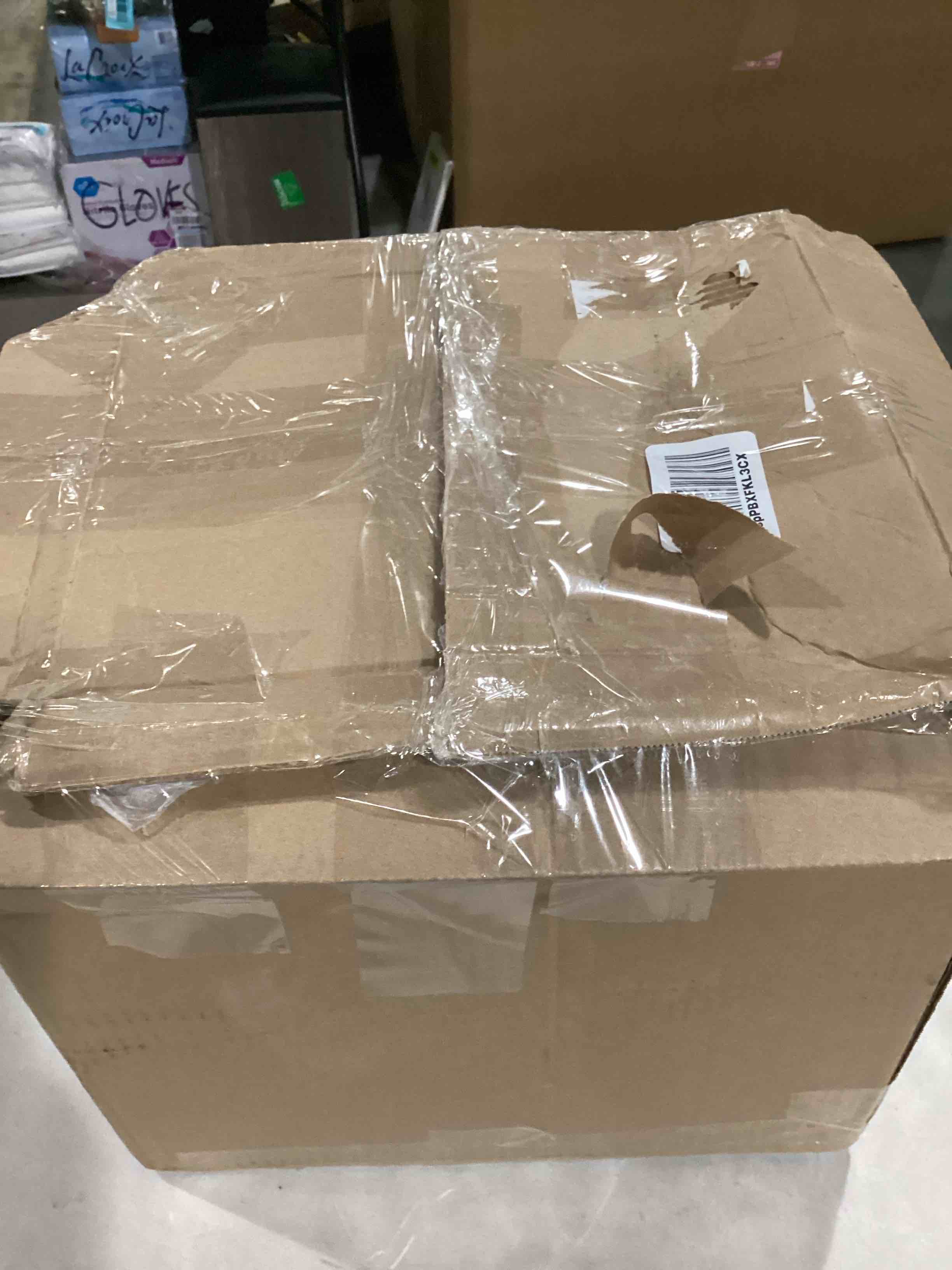 https://s3.amazonaws.com/lotting-images-prod/bidfta/BLU6829739_1725386093462.jpeg