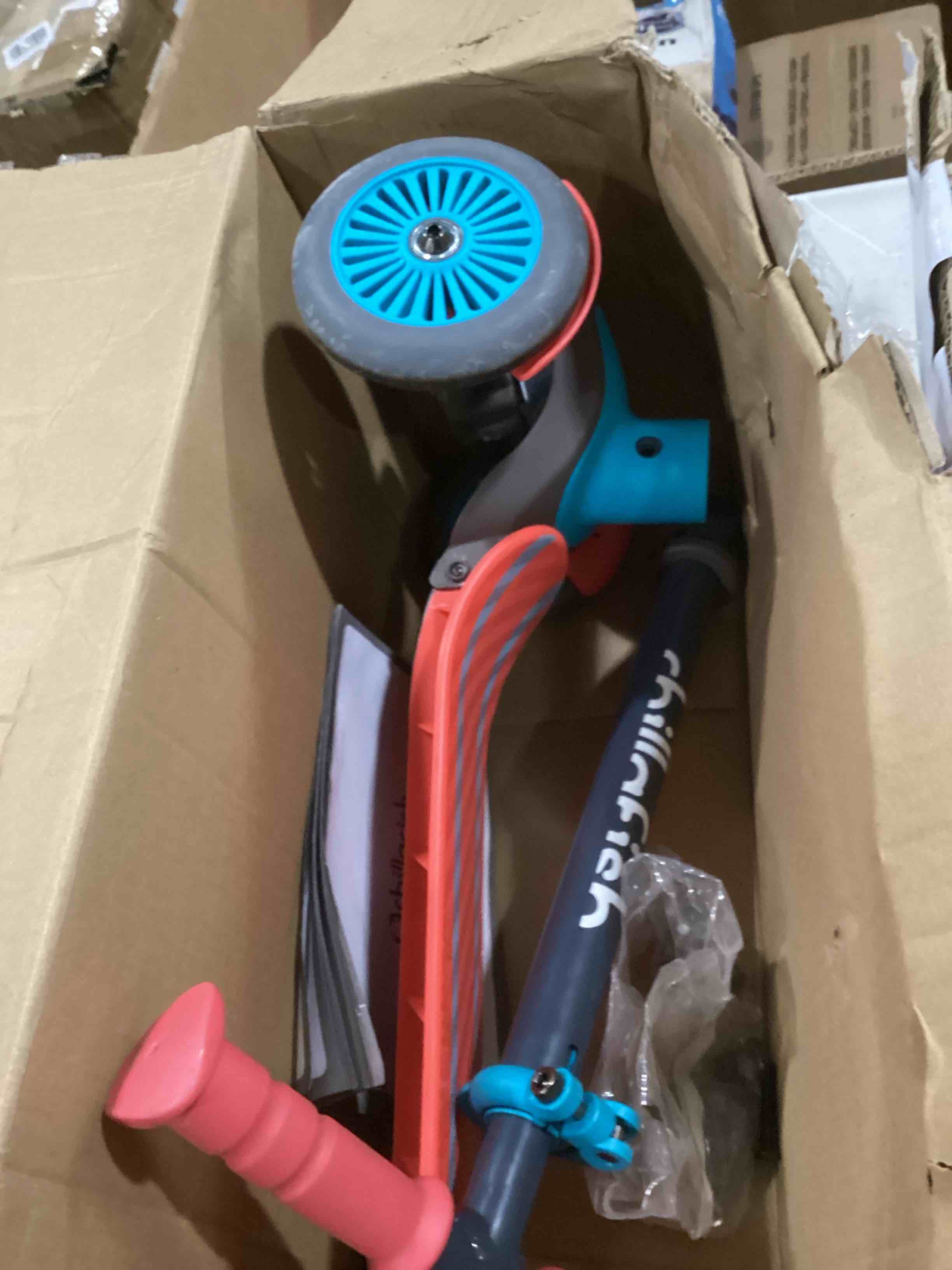 https://s3.amazonaws.com/lotting-images-prod/bidfta/BLU6829774_1725451014927.jpeg