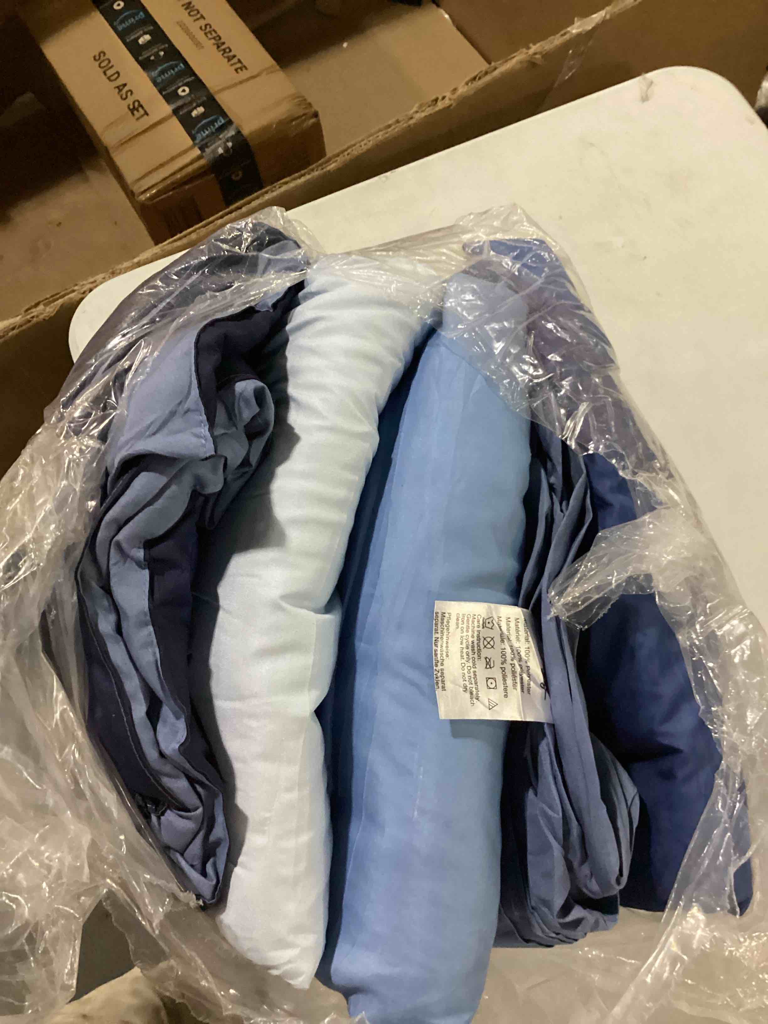 ( similar) Ombre Blue Comforter Set Reversible Gradient Blue Grey Boho