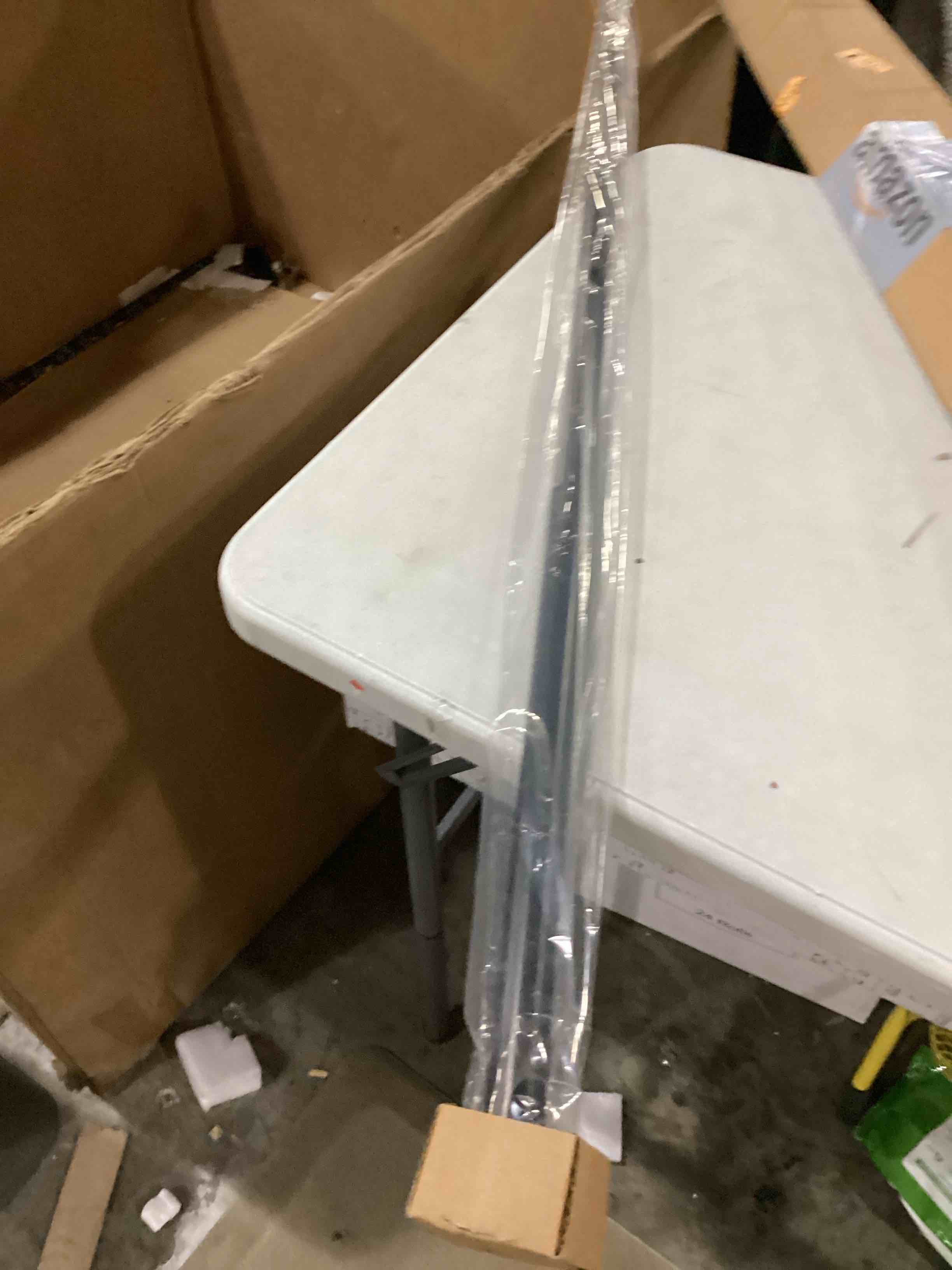 https://s3.amazonaws.com/lotting-images-prod/bidfta/BLU6832568_1726660334065.jpeg