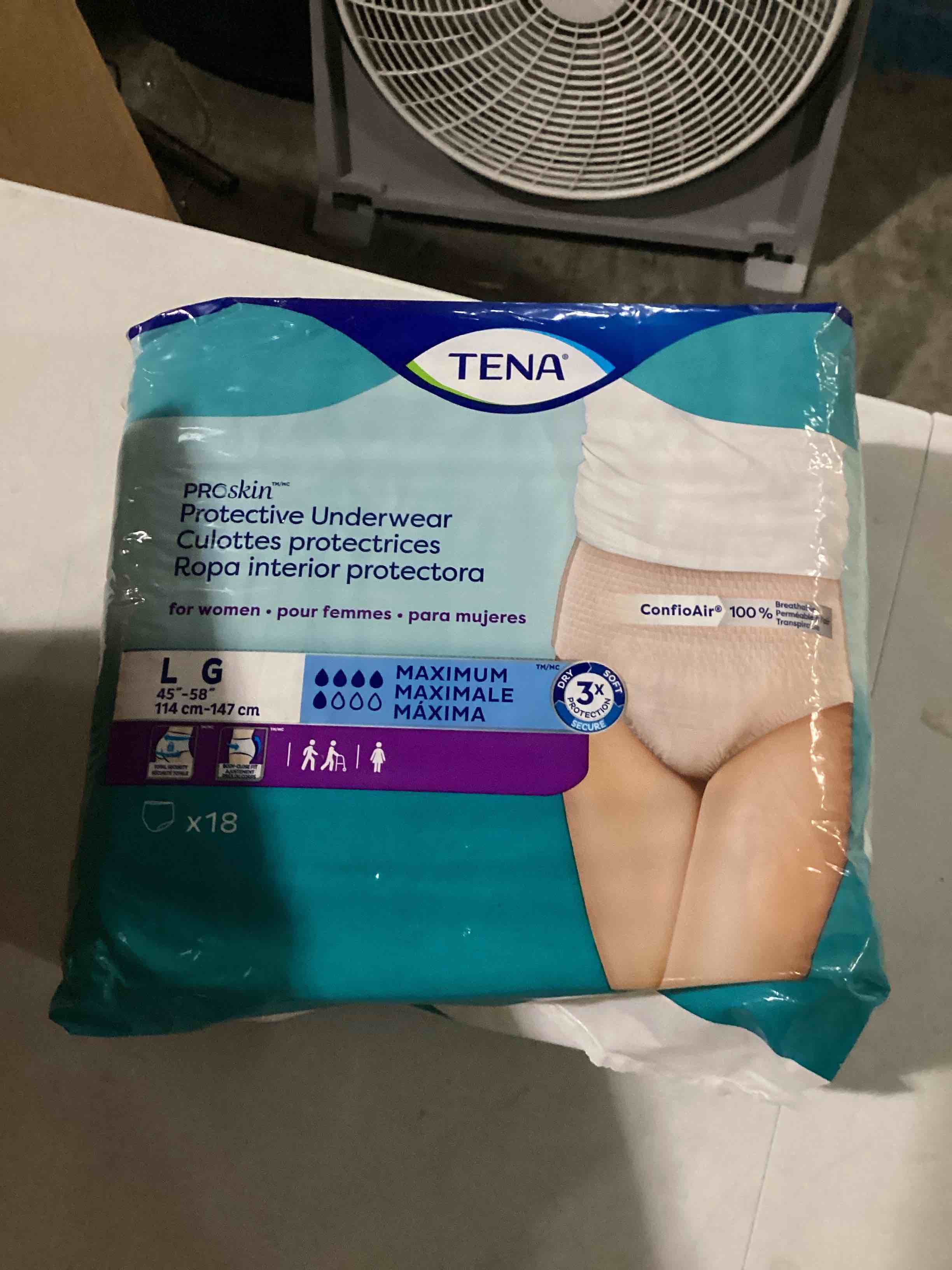 https://s3.amazonaws.com/lotting-images-prod/bidfta/BLU6832845_1726830479312.jpeg