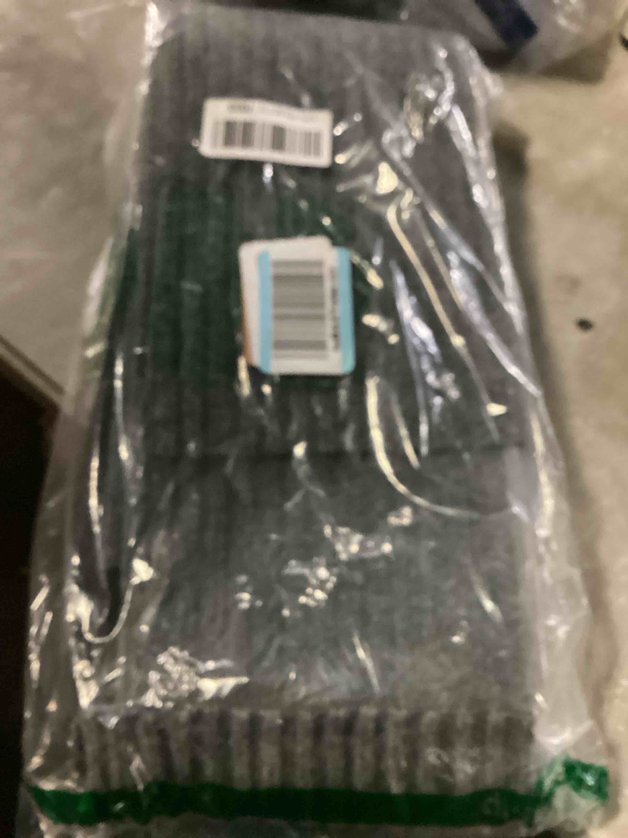 https://s3.amazonaws.com/lotting-images-prod/bidfta/BLU6833064_1725903534460.jpeg