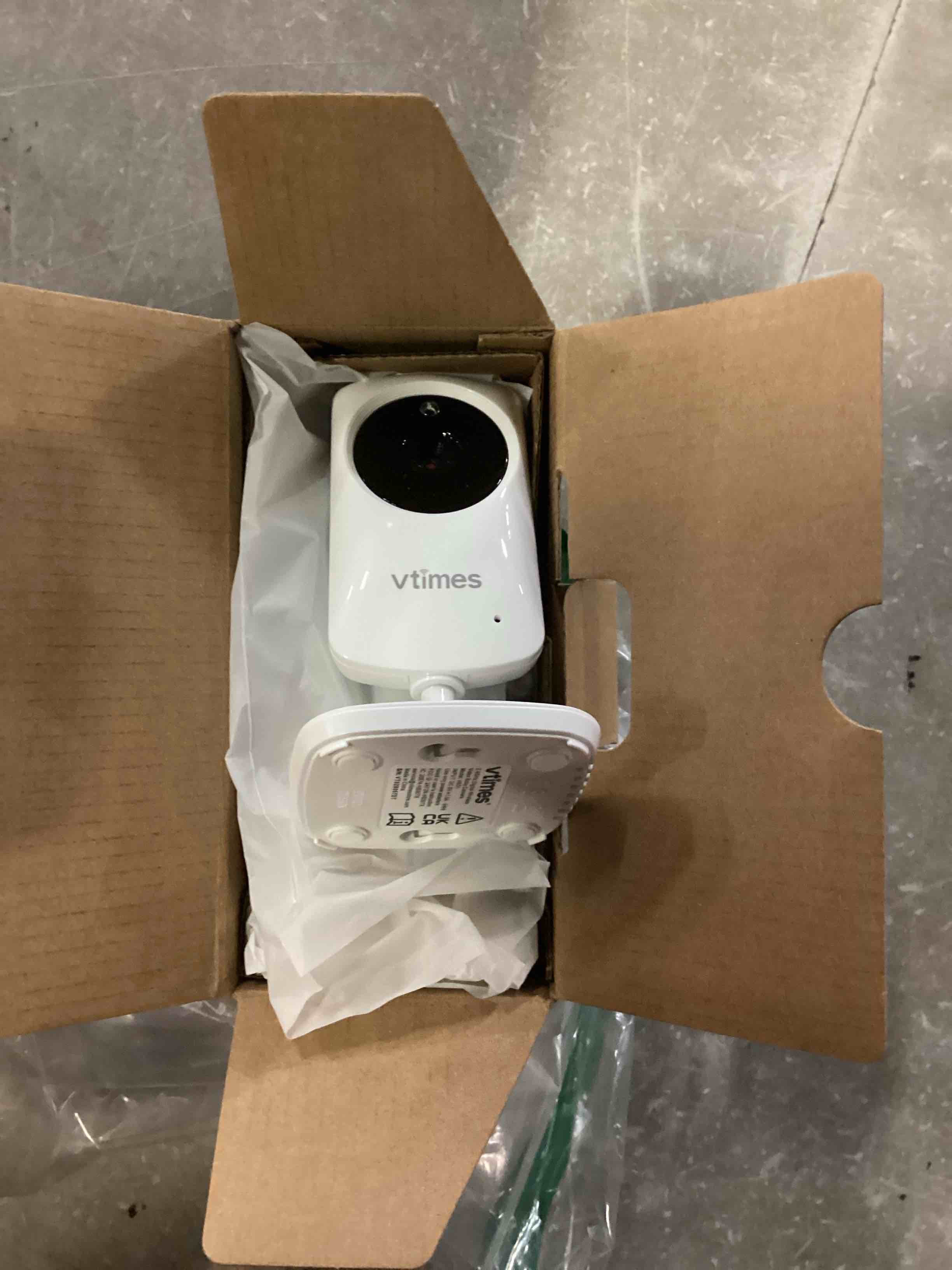 https://s3.amazonaws.com/lotting-images-prod/bidfta/BLU6833302_1726054015834.jpeg