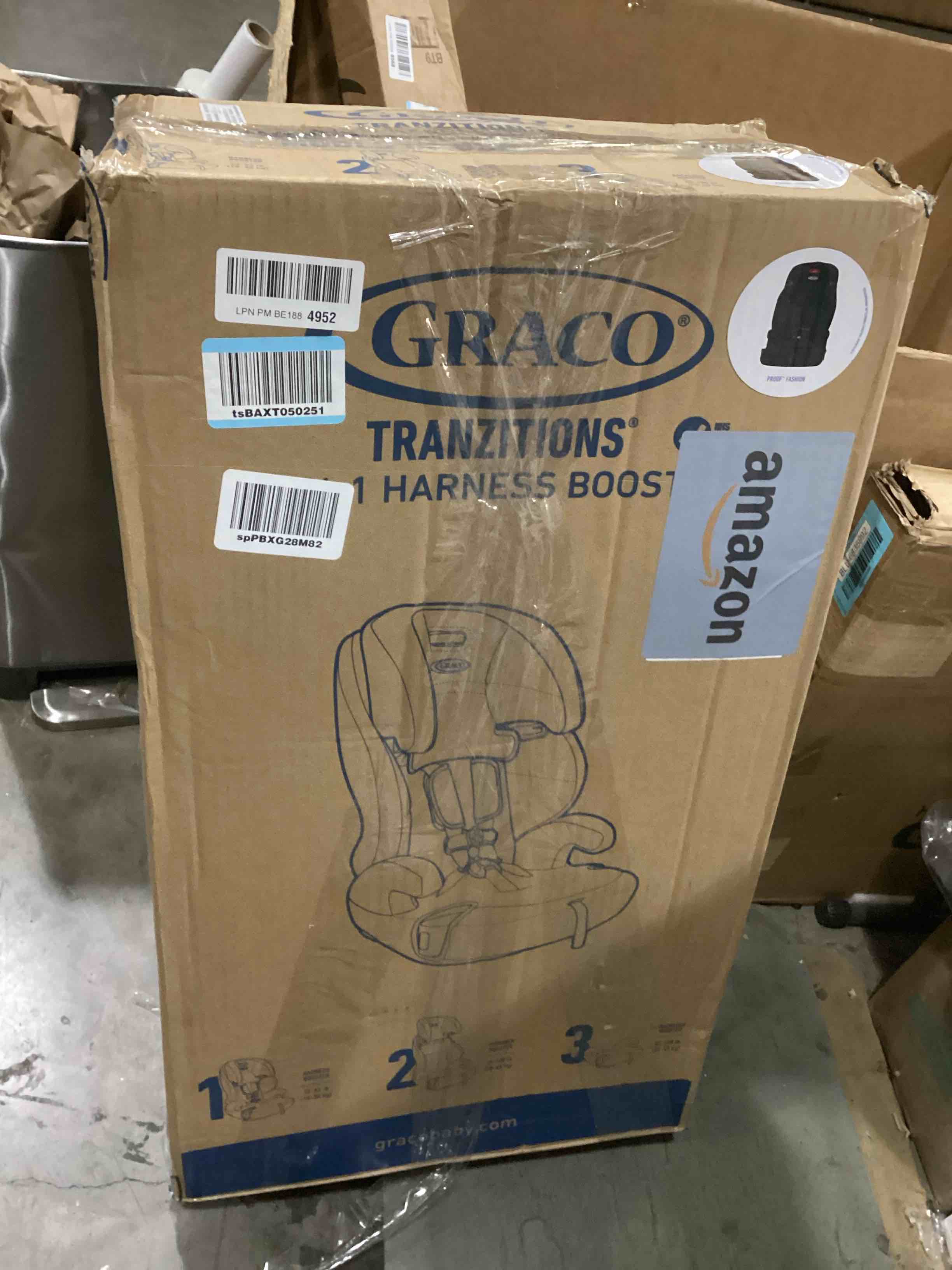https://s3.amazonaws.com/lotting-images-prod/bidfta/BLU6836413_1728565940477.jpeg