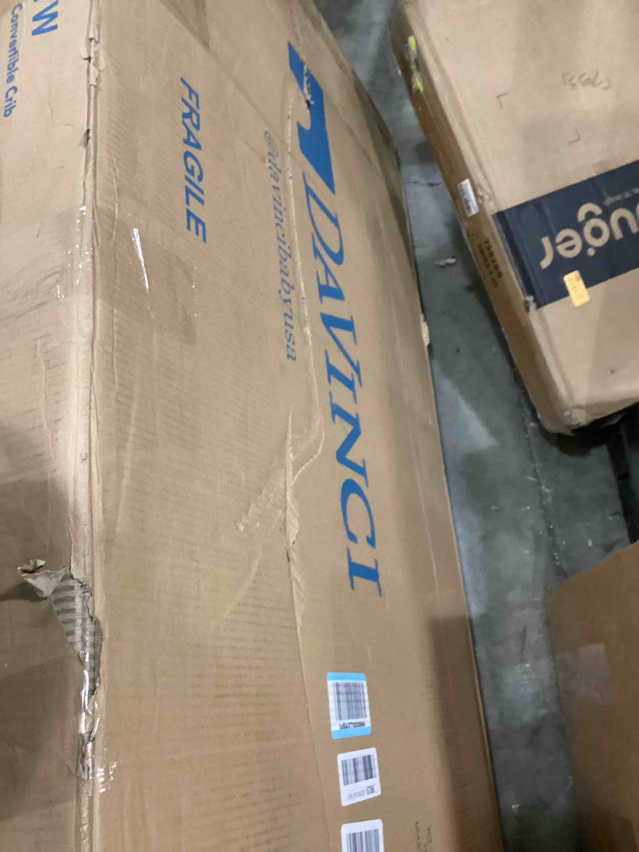 https://s3.amazonaws.com/lotting-images-prod/bidfta/BLU6837158_1729081550026.jpeg