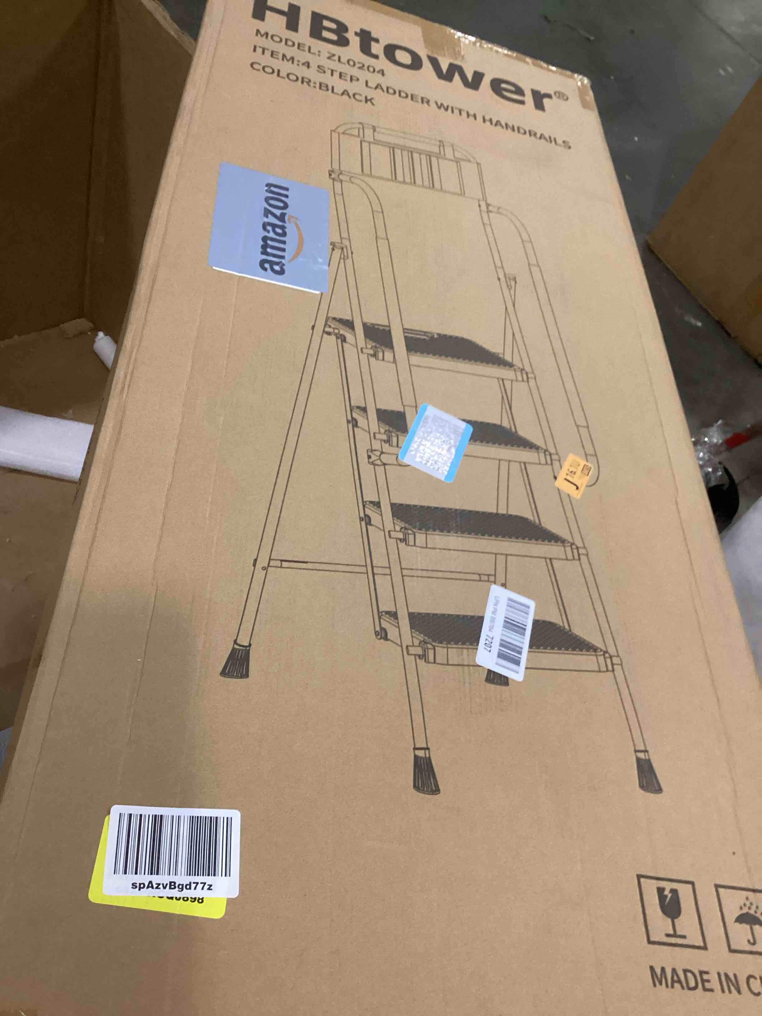 https://s3.amazonaws.com/lotting-images-prod/bidfta/BLU6837421_1729189265467.jpeg
