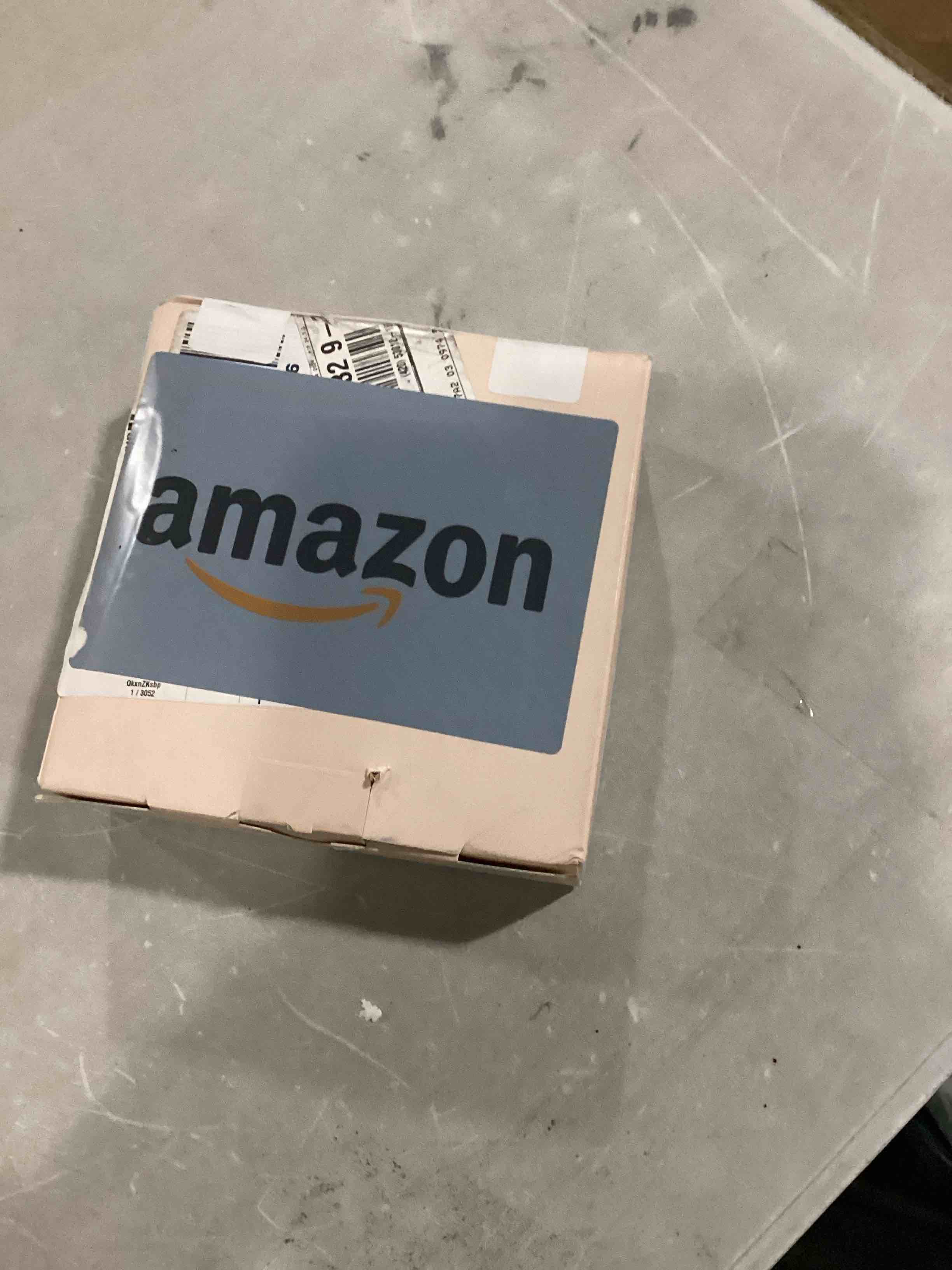 https://s3.amazonaws.com/lotting-images-prod/bidfta/BLU6838237_1731687117803.jpeg