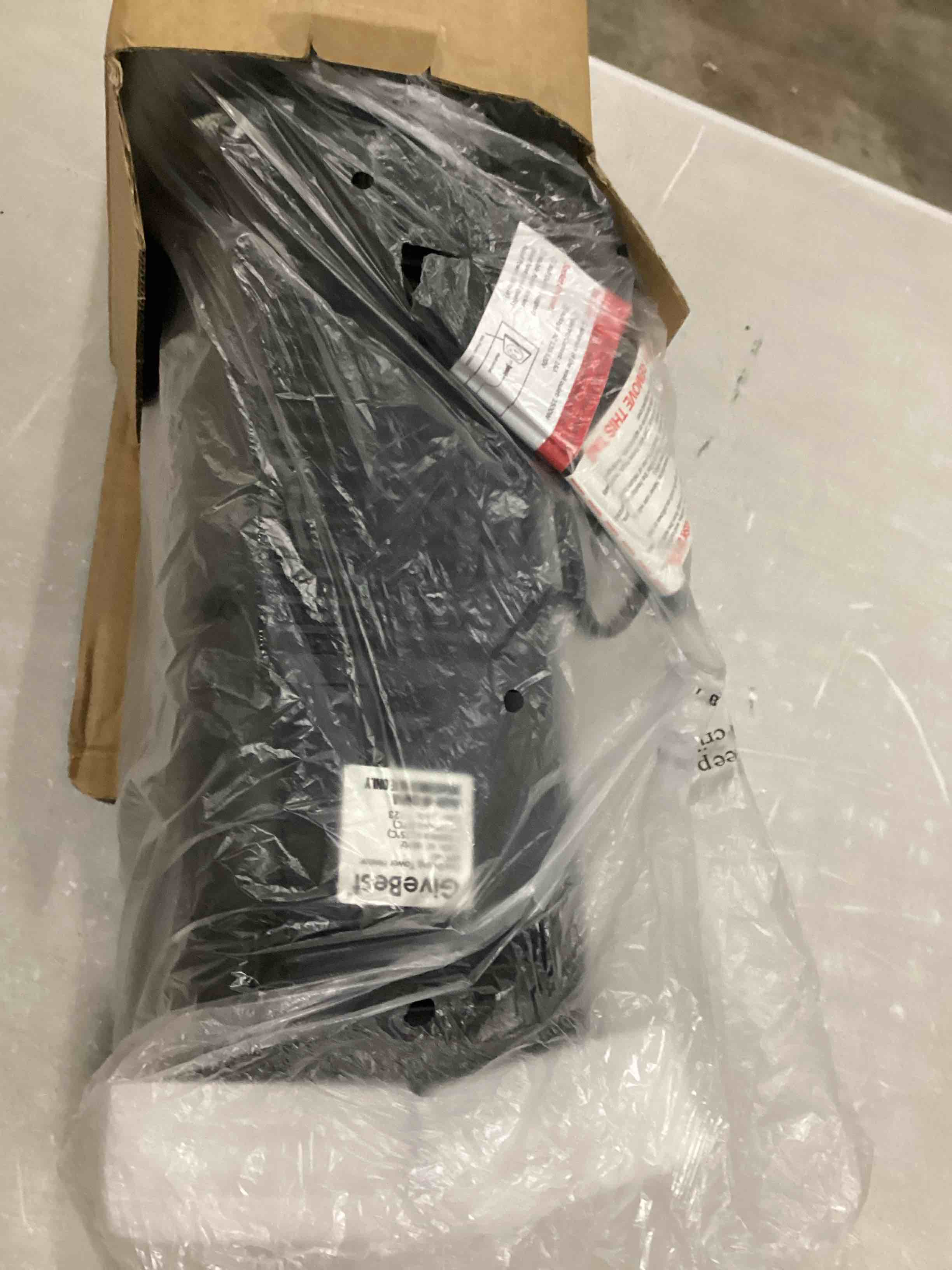 https://s3.amazonaws.com/lotting-images-prod/bidfta/BLU6838247_1731688969219.jpeg