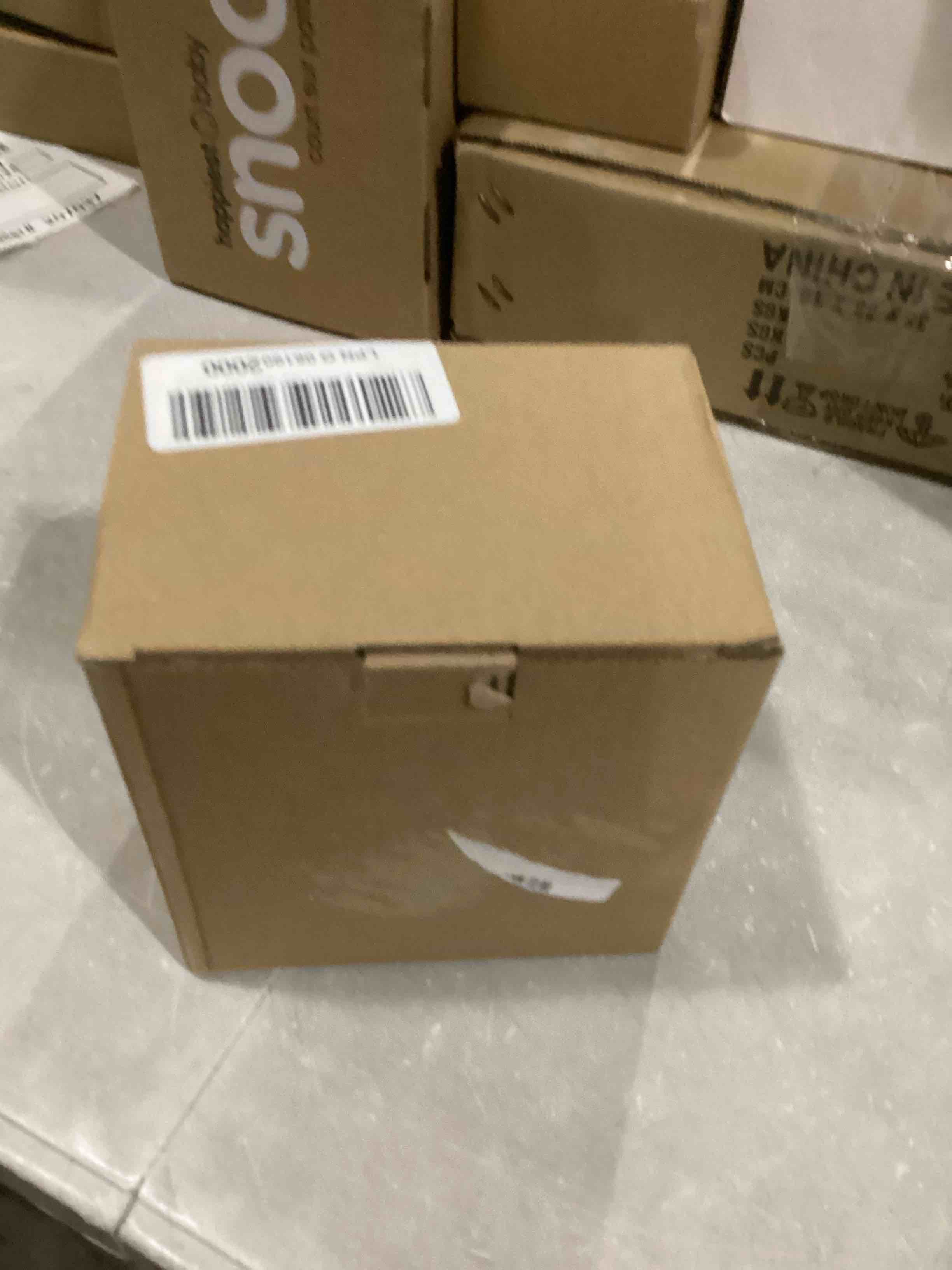 https://s3.amazonaws.com/lotting-images-prod/bidfta/BLU6838426_1731944915021.jpeg