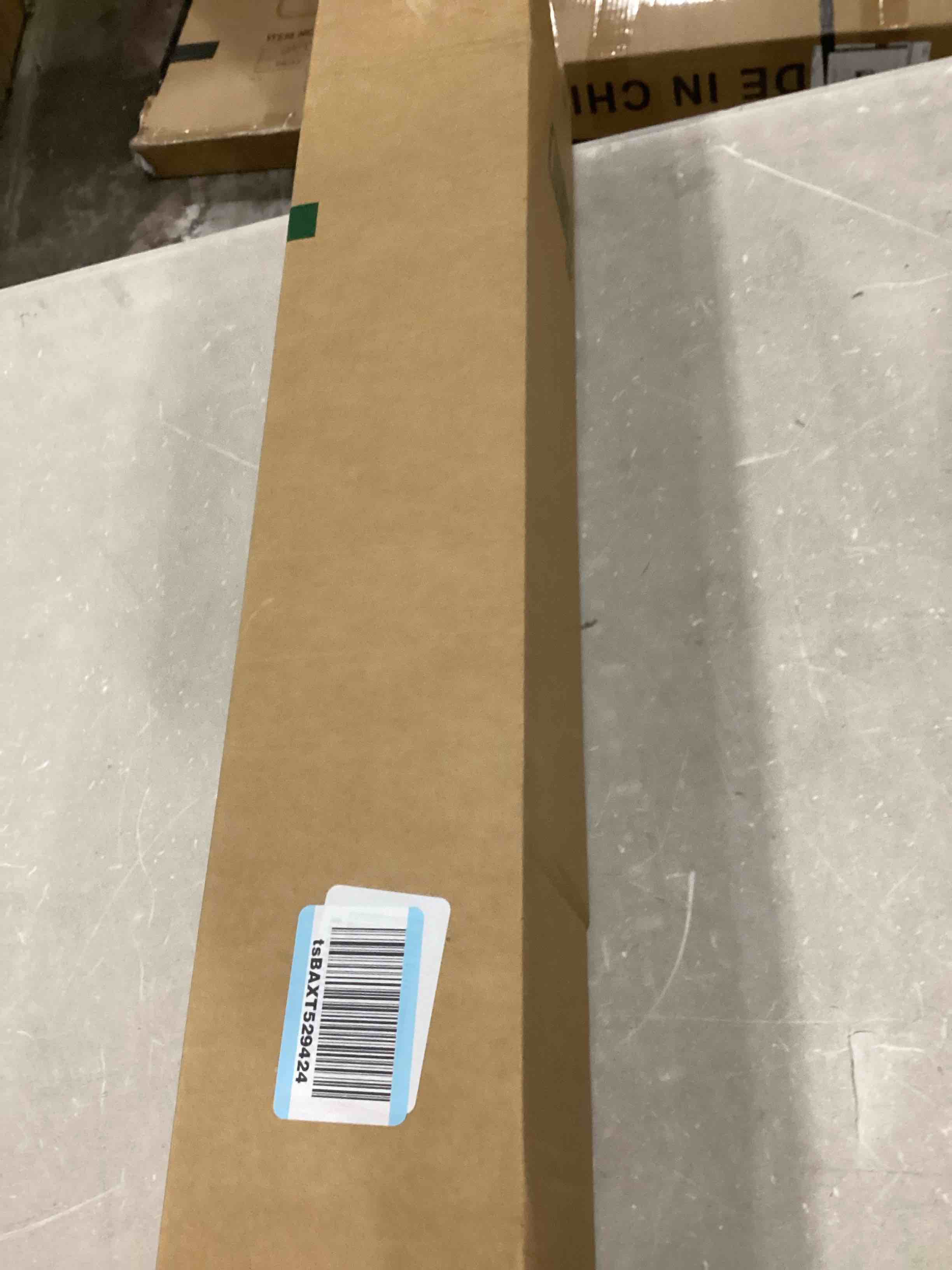 https://s3.amazonaws.com/lotting-images-prod/bidfta/BLU6839180_1728911421446.jpeg