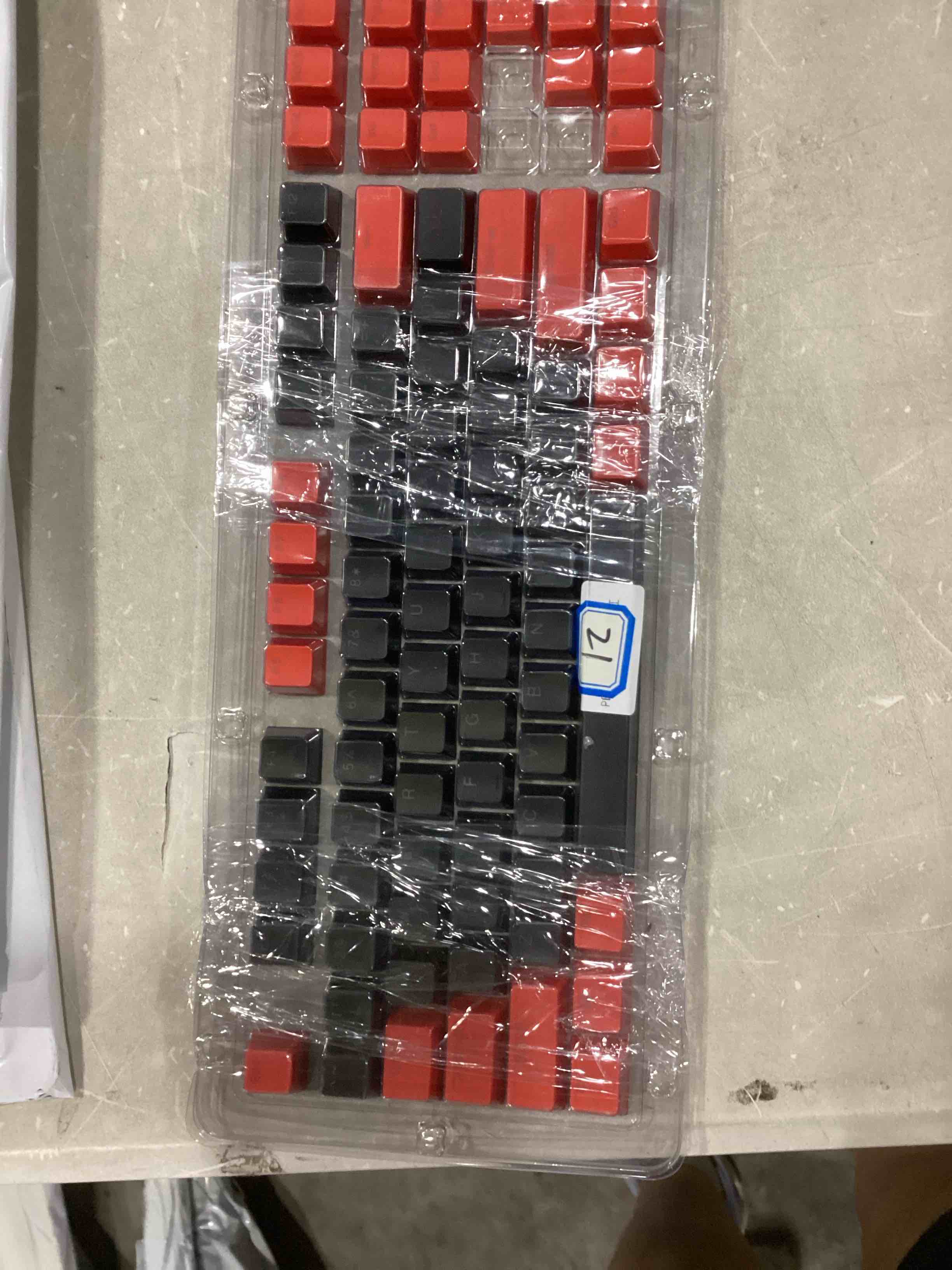 https://s3.amazonaws.com/lotting-images-prod/bidfta/BLU6839845_1729606858239.jpeg
