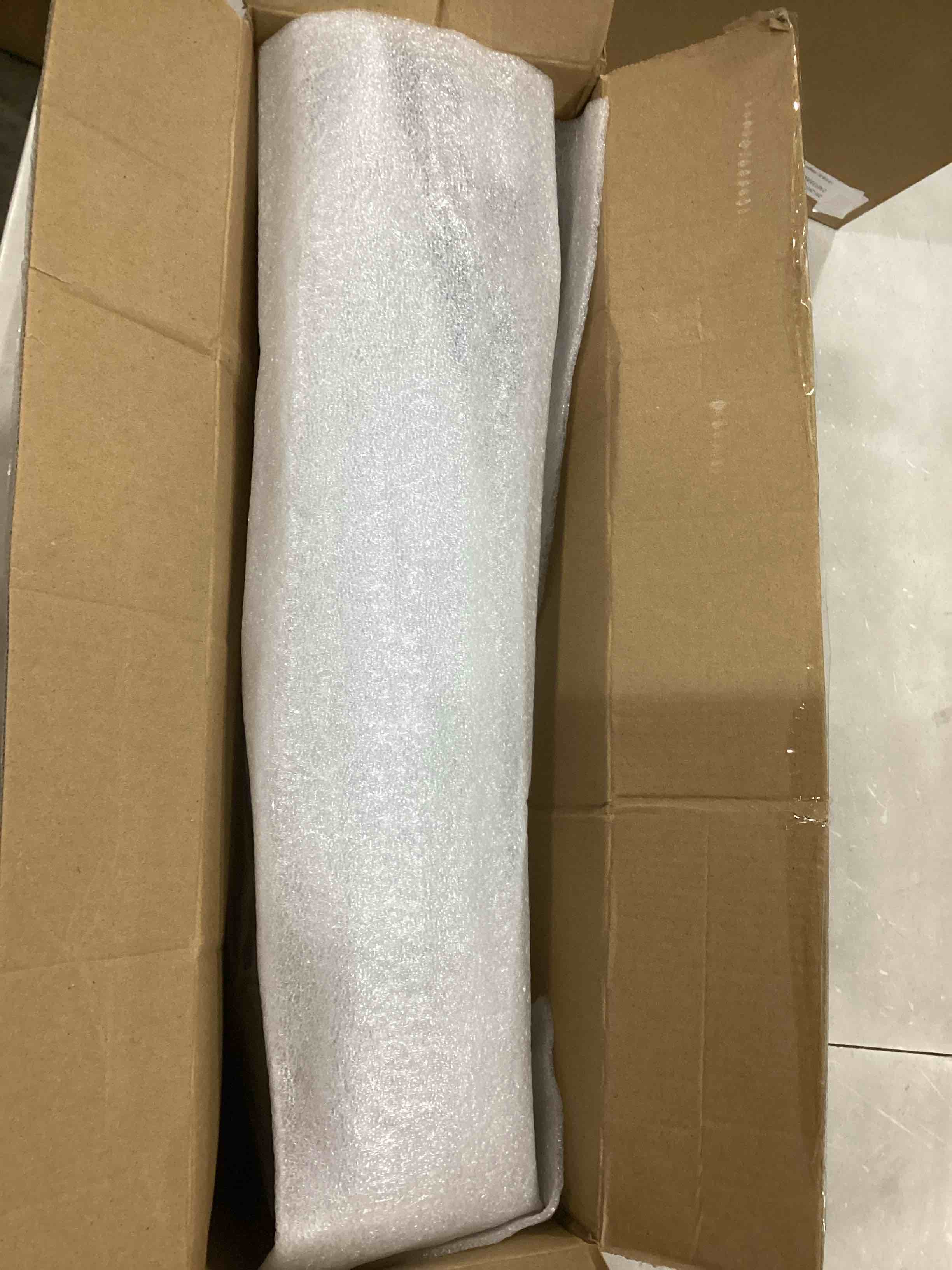 https://s3.amazonaws.com/lotting-images-prod/bidfta/BLU6839874_1729612680605.jpeg