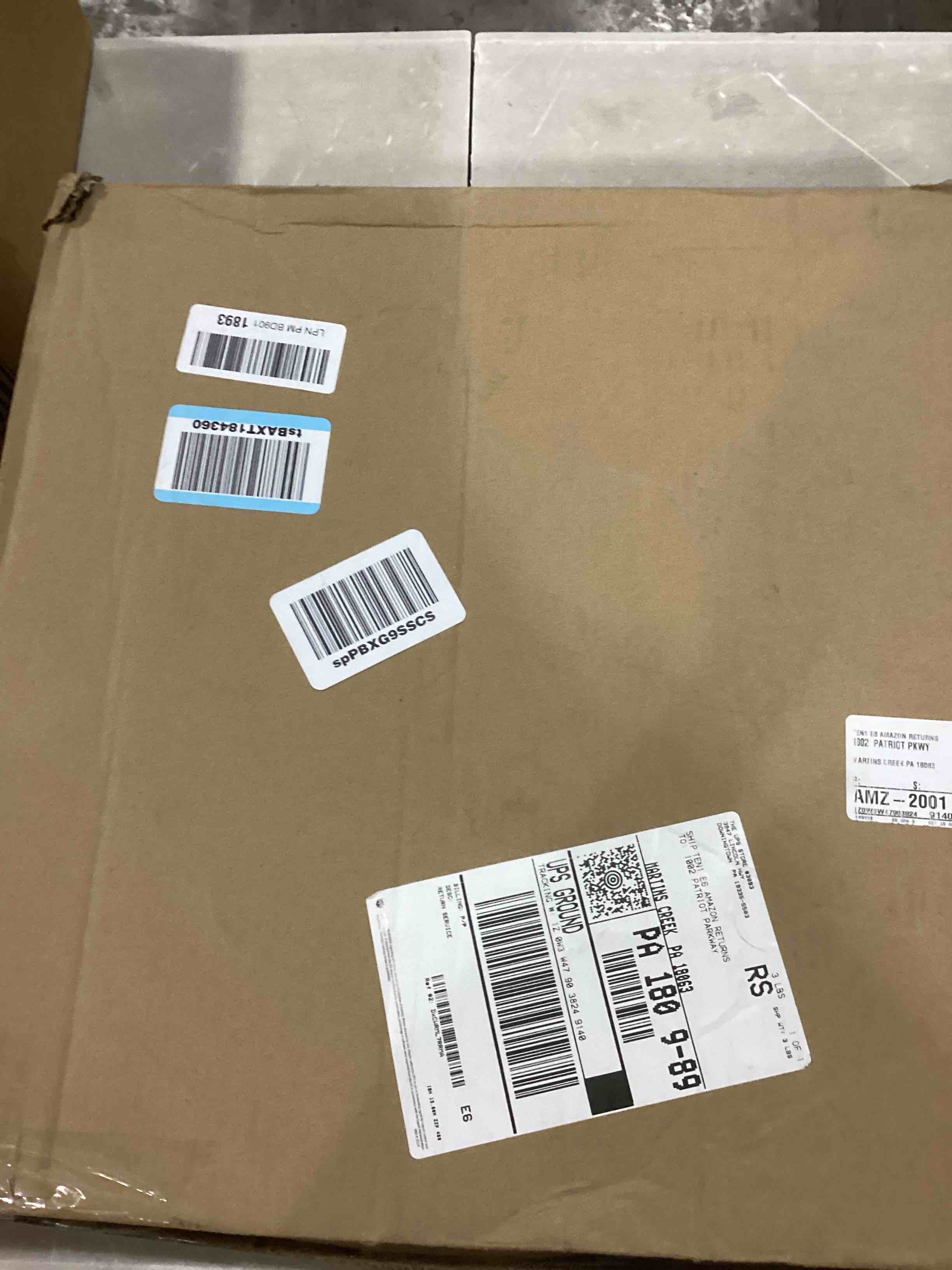 https://s3.amazonaws.com/lotting-images-prod/bidfta/BLU6840062_1729696211751.jpeg