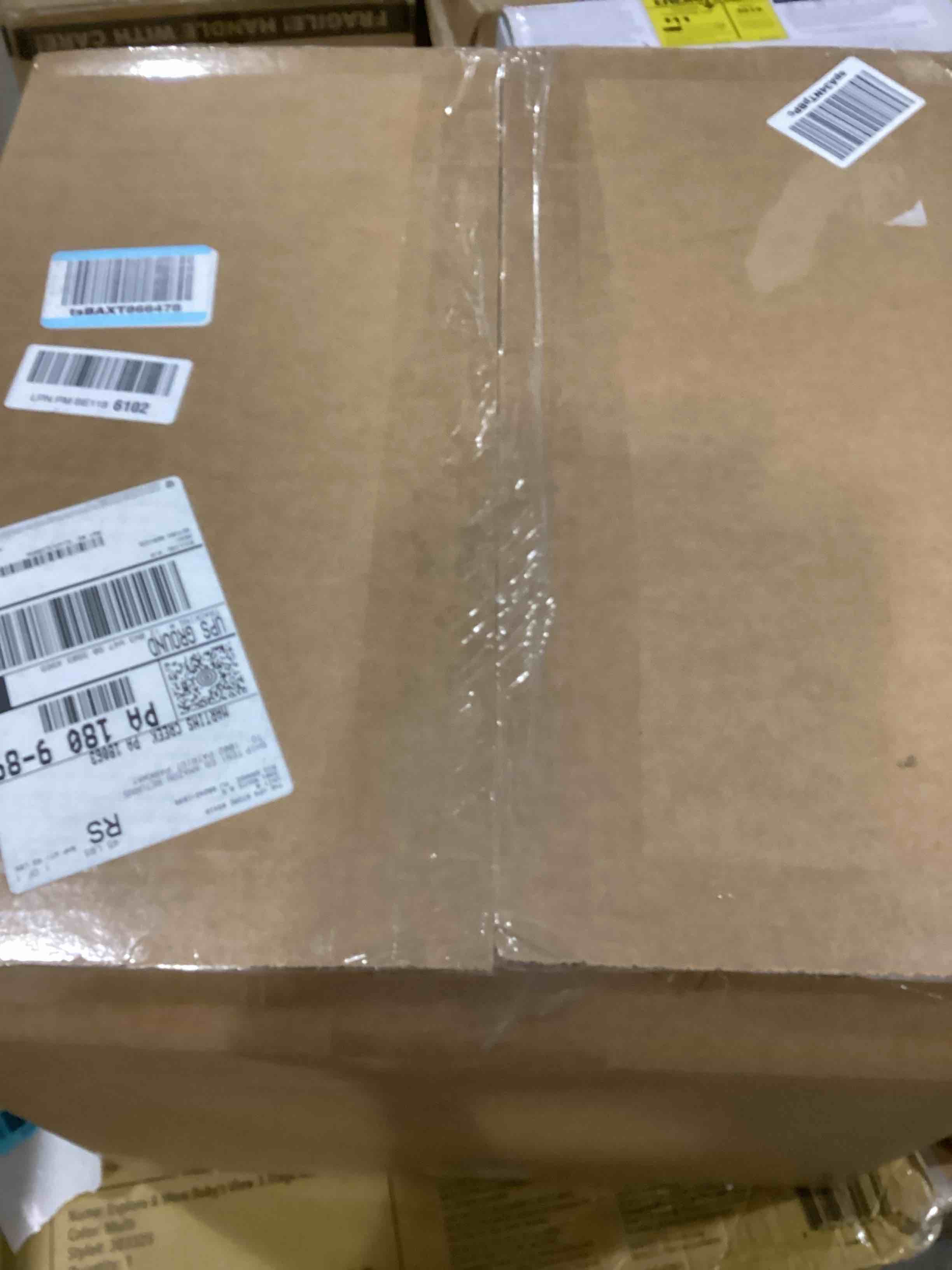 https://s3.amazonaws.com/lotting-images-prod/bidfta/BLU6840076_1729698117577.jpeg