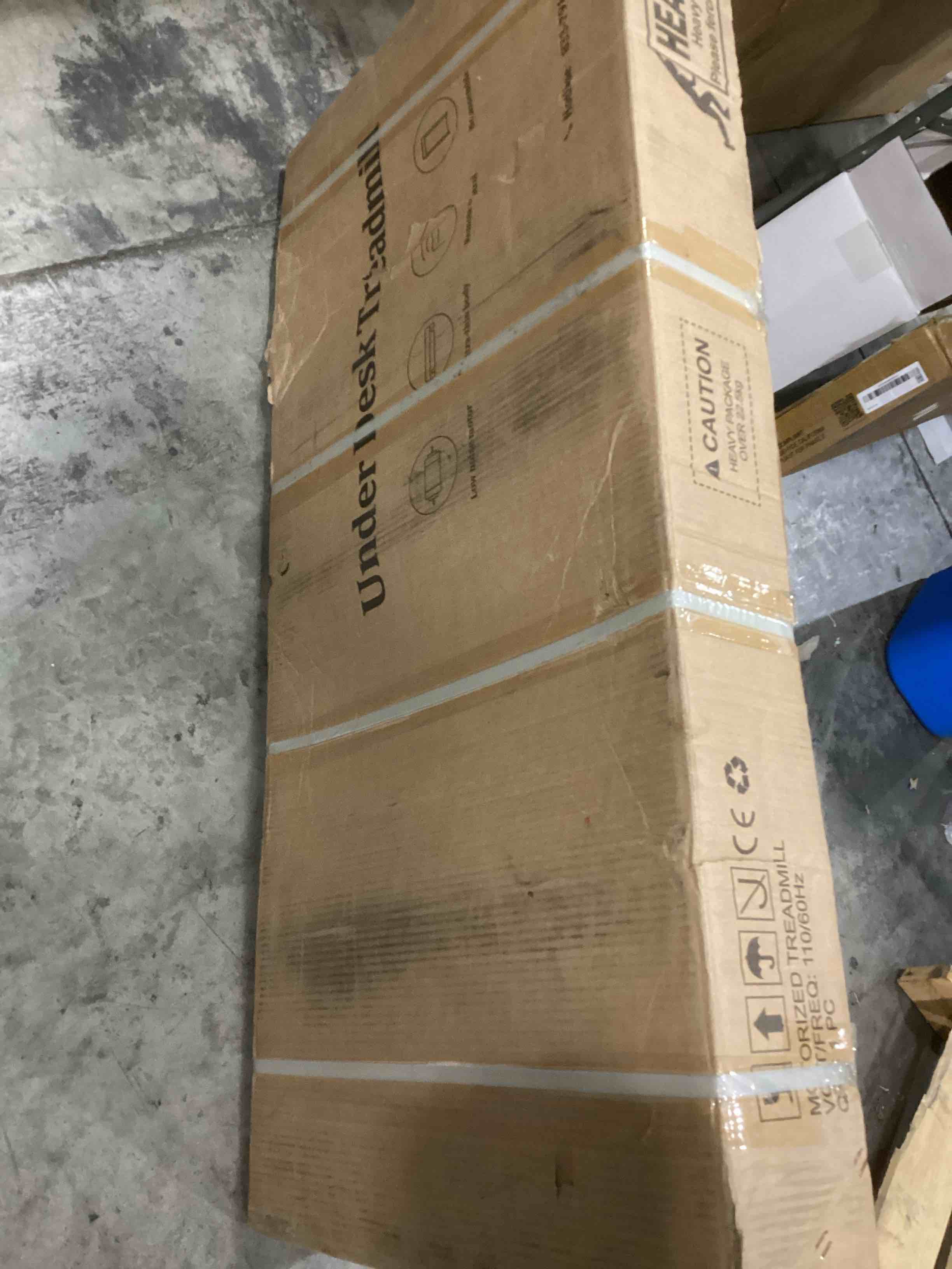 https://s3.amazonaws.com/lotting-images-prod/bidfta/BLU6840081_1729698674088.jpeg