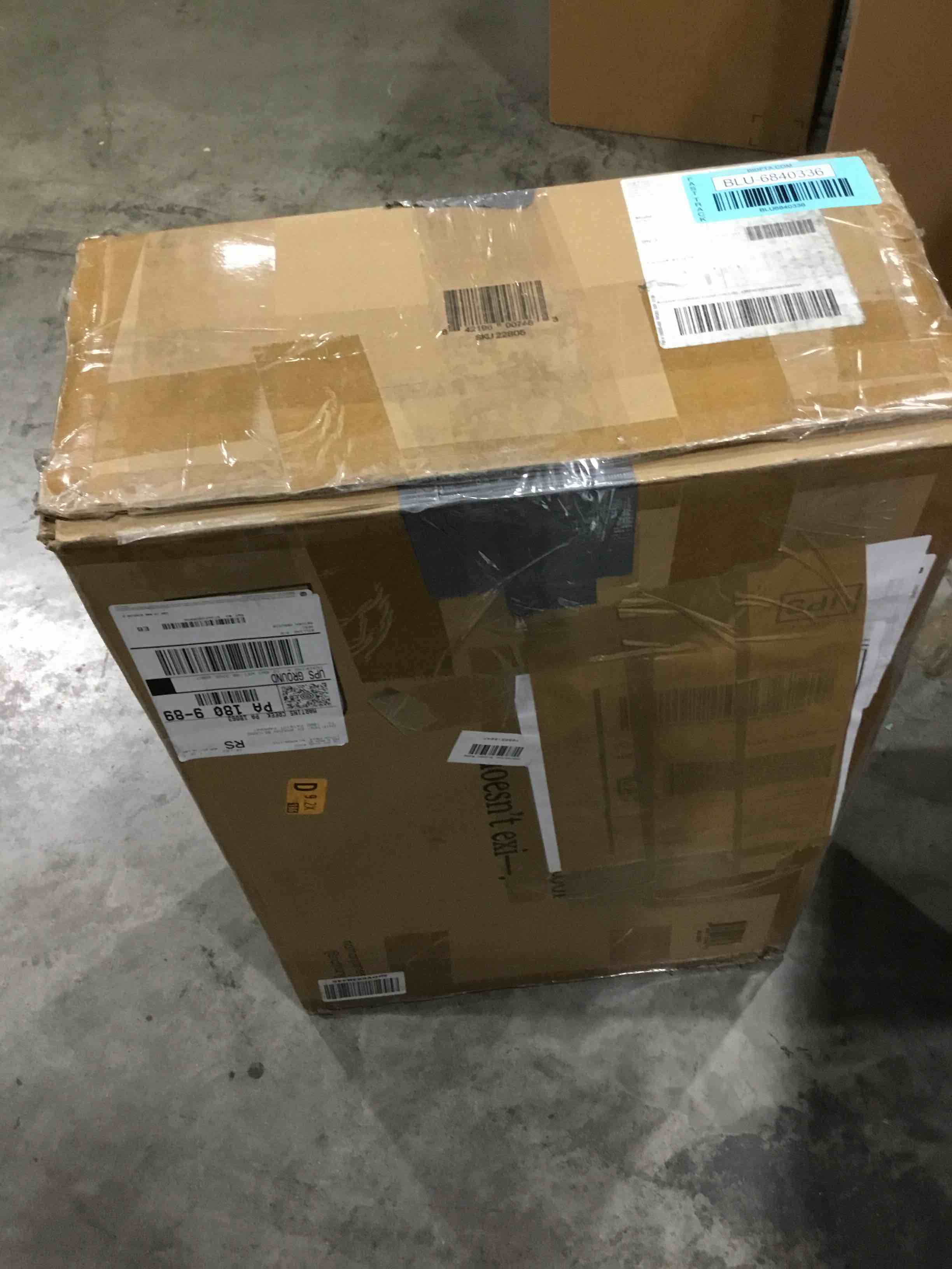 https://s3.amazonaws.com/lotting-images-prod/bidfta/BLU6840336_1729862018397.jpeg
