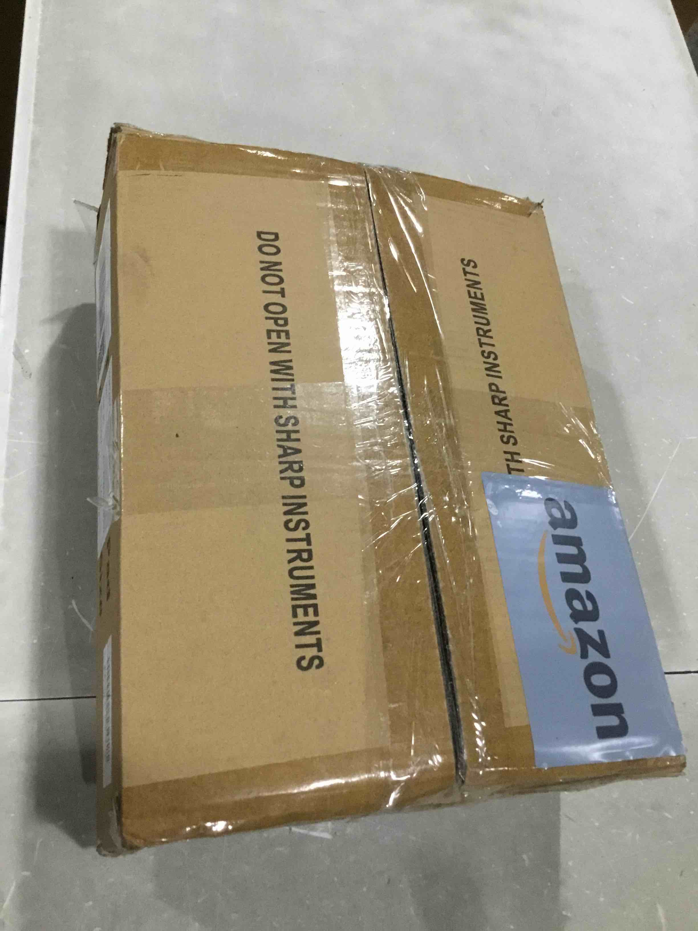 https://s3.amazonaws.com/lotting-images-prod/bidfta/BLU6840396_1729876668860.jpeg