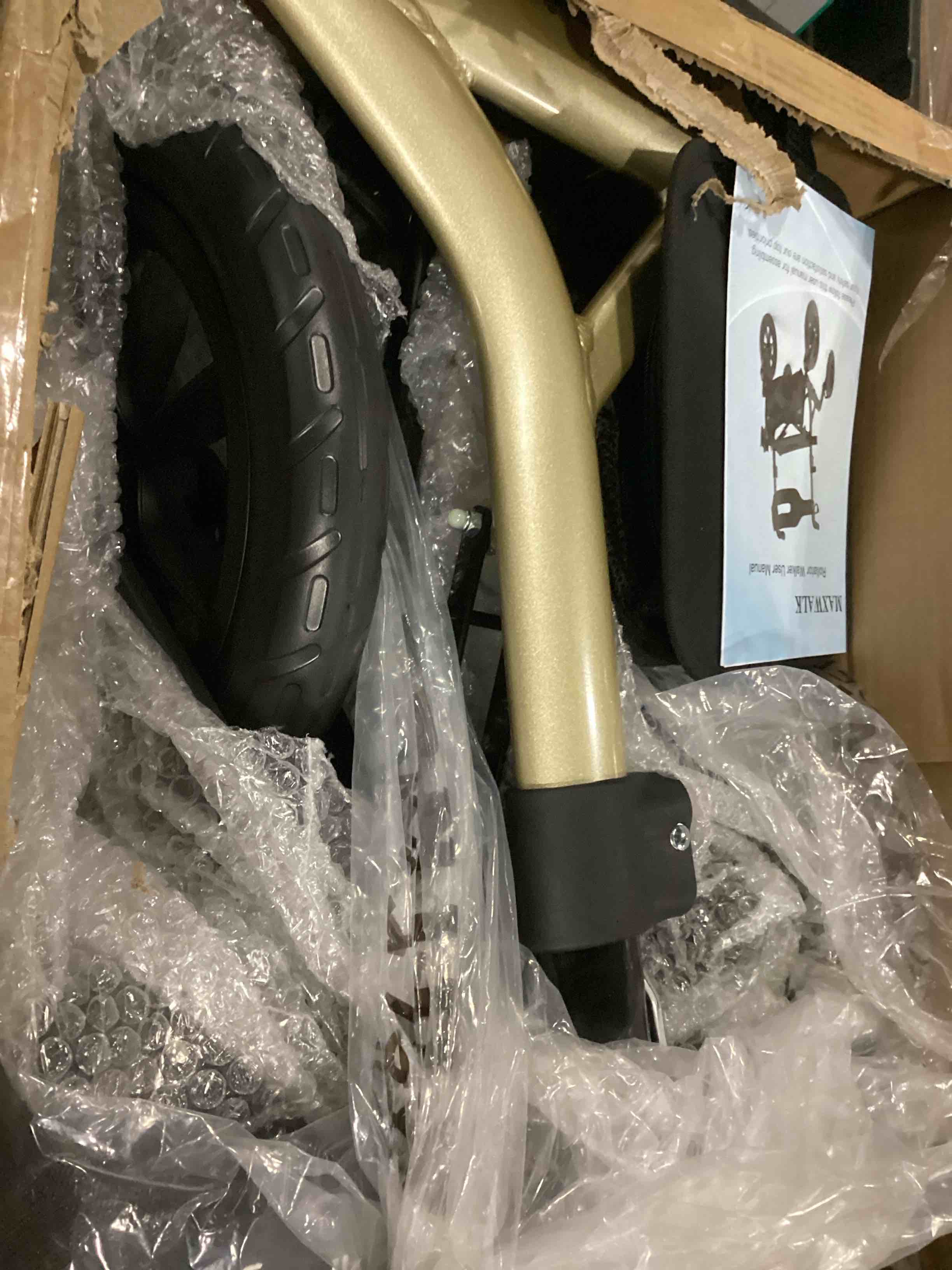 https://s3.amazonaws.com/lotting-images-prod/bidfta/BLU6840557_1727961064078.jpeg