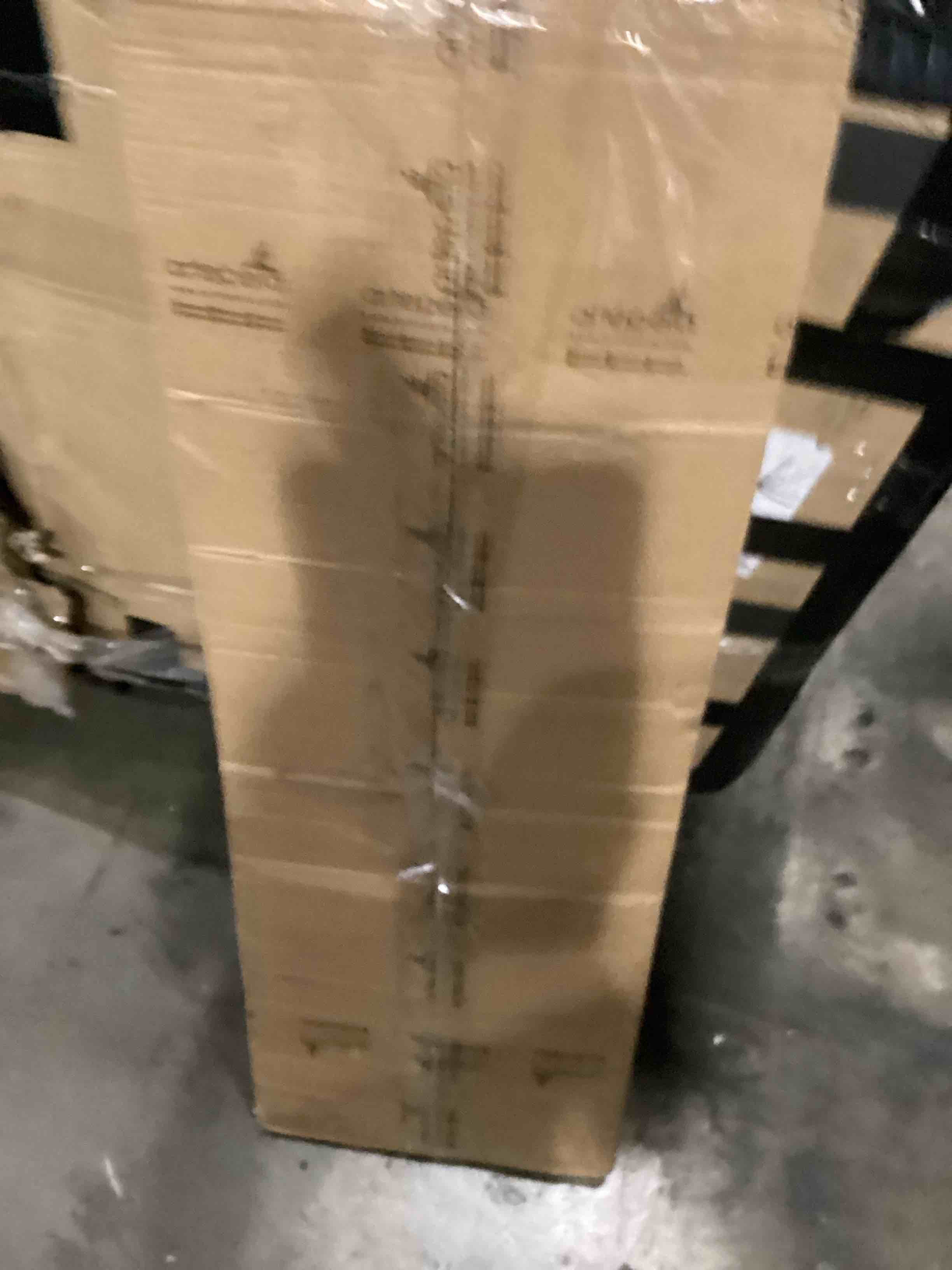 https://s3.amazonaws.com/lotting-images-prod/bidfta/BLU6841274_1728574974002.jpeg