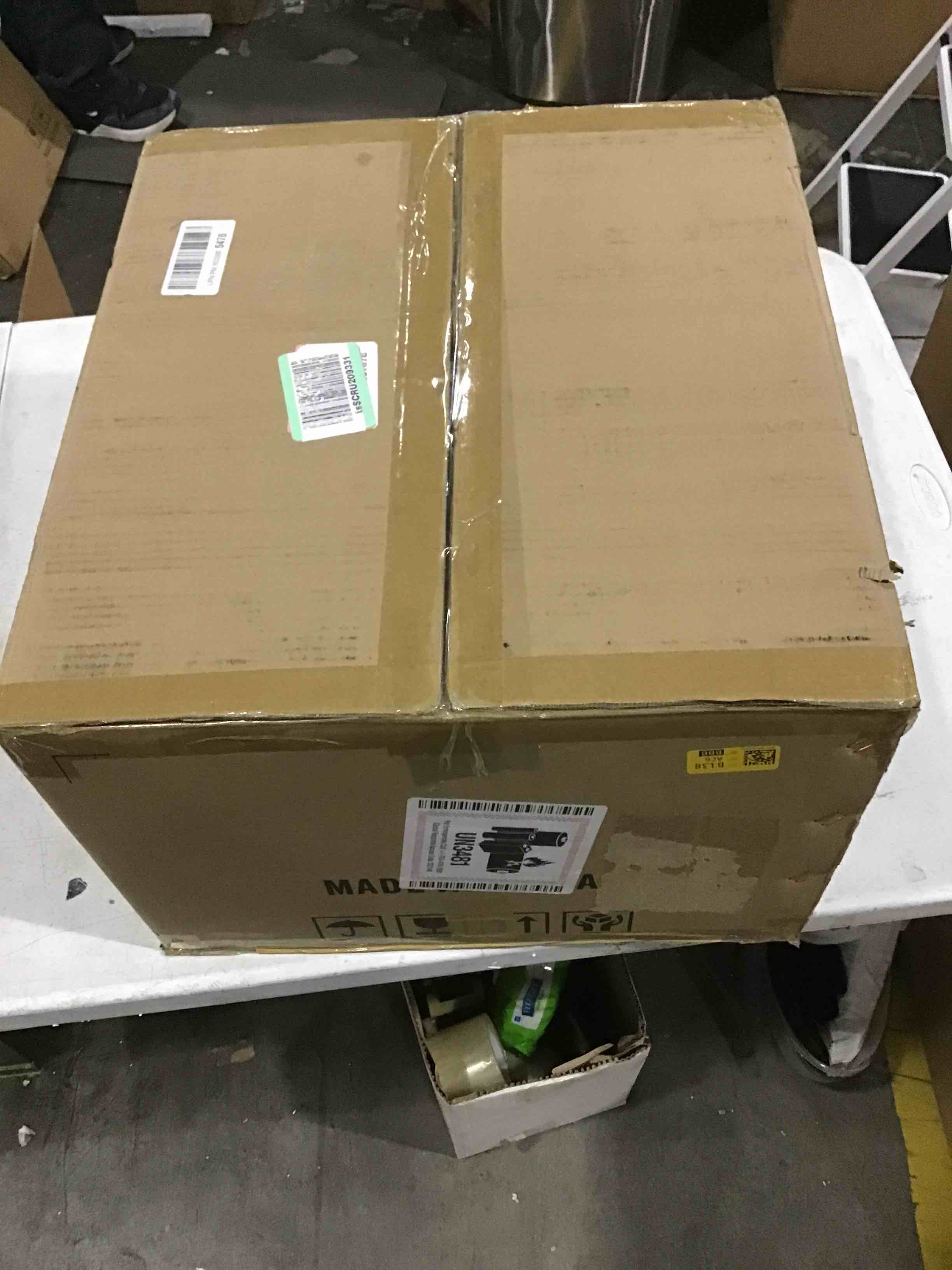 https://s3.amazonaws.com/lotting-images-prod/bidfta/BLU6841589_1729859550266.jpeg