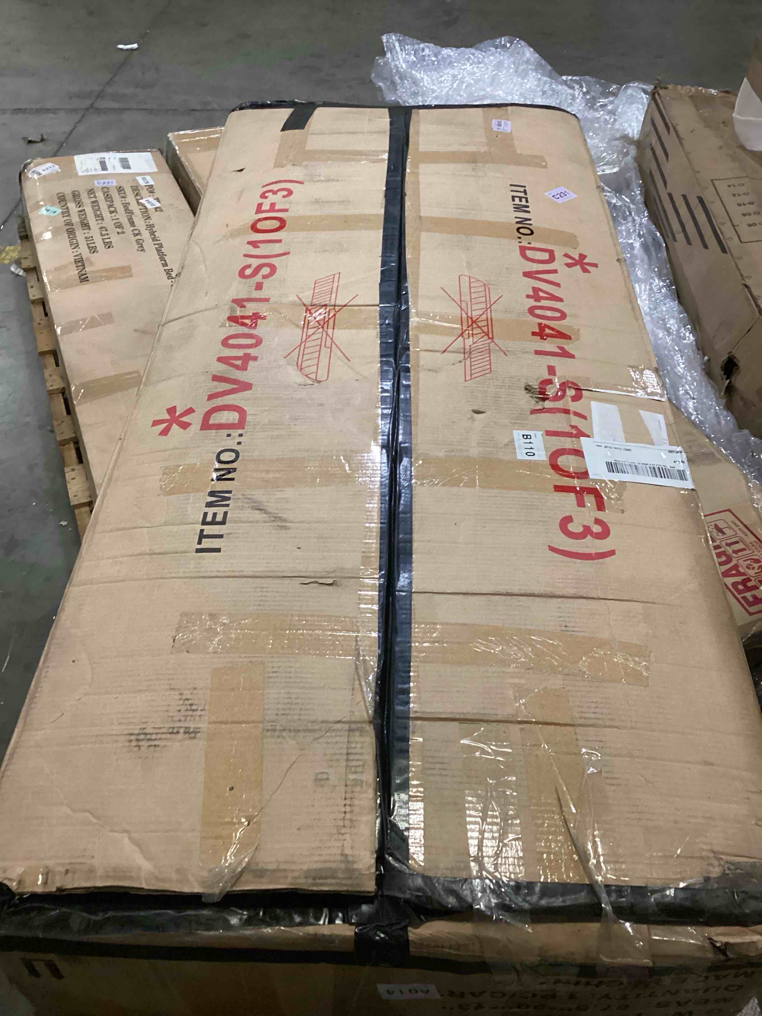 https://s3.amazonaws.com/lotting-images-prod/bidfta/BLU6842095_1728479930288.jpeg