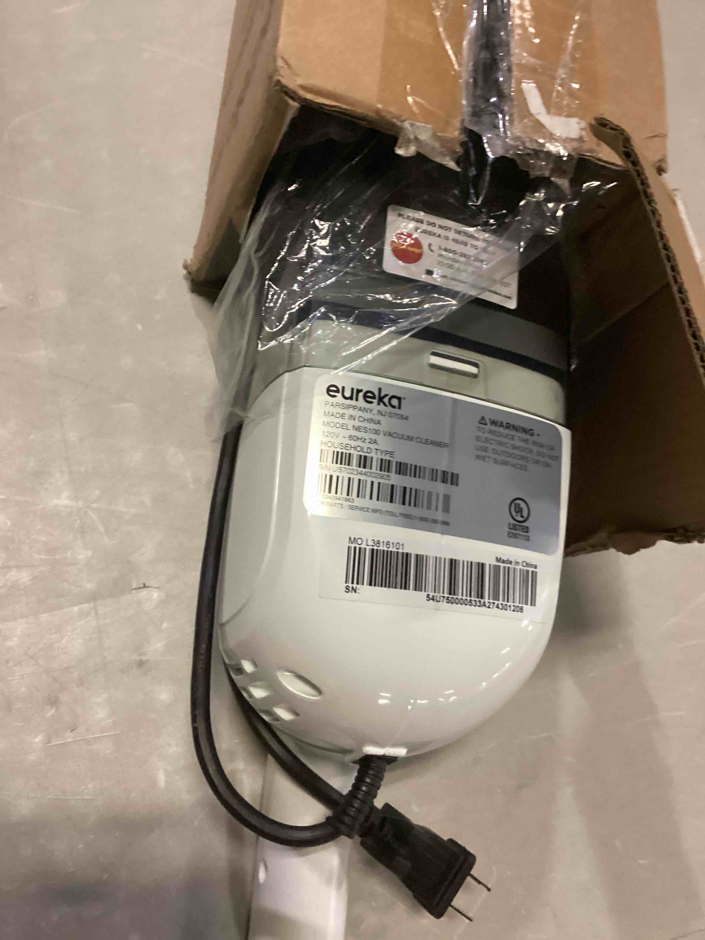 https://s3.amazonaws.com/lotting-images-prod/bidfta/BLU6842510_1728926746247.jpeg