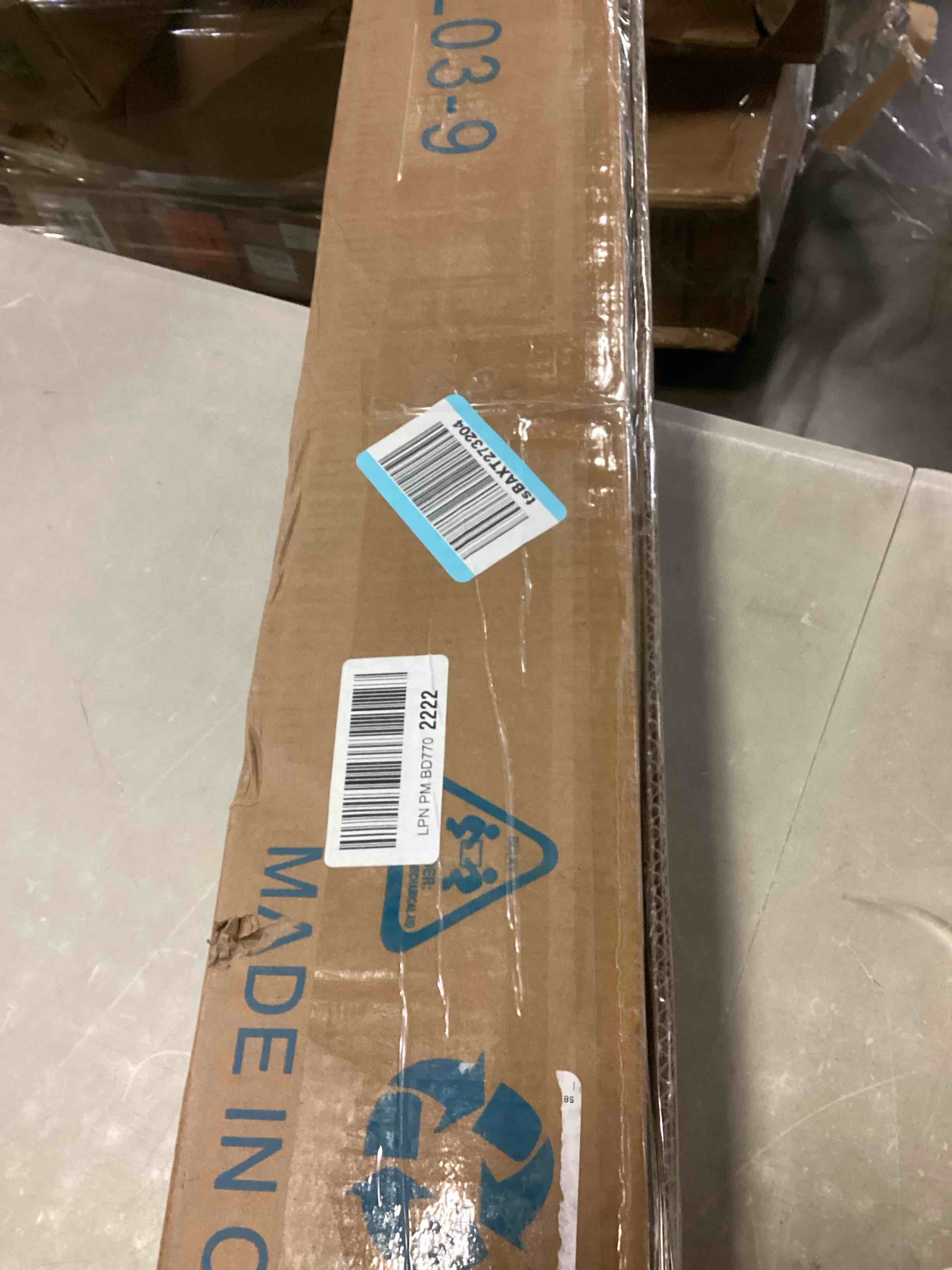 https://s3.amazonaws.com/lotting-images-prod/bidfta/BLU6842533_1728930733636.jpeg