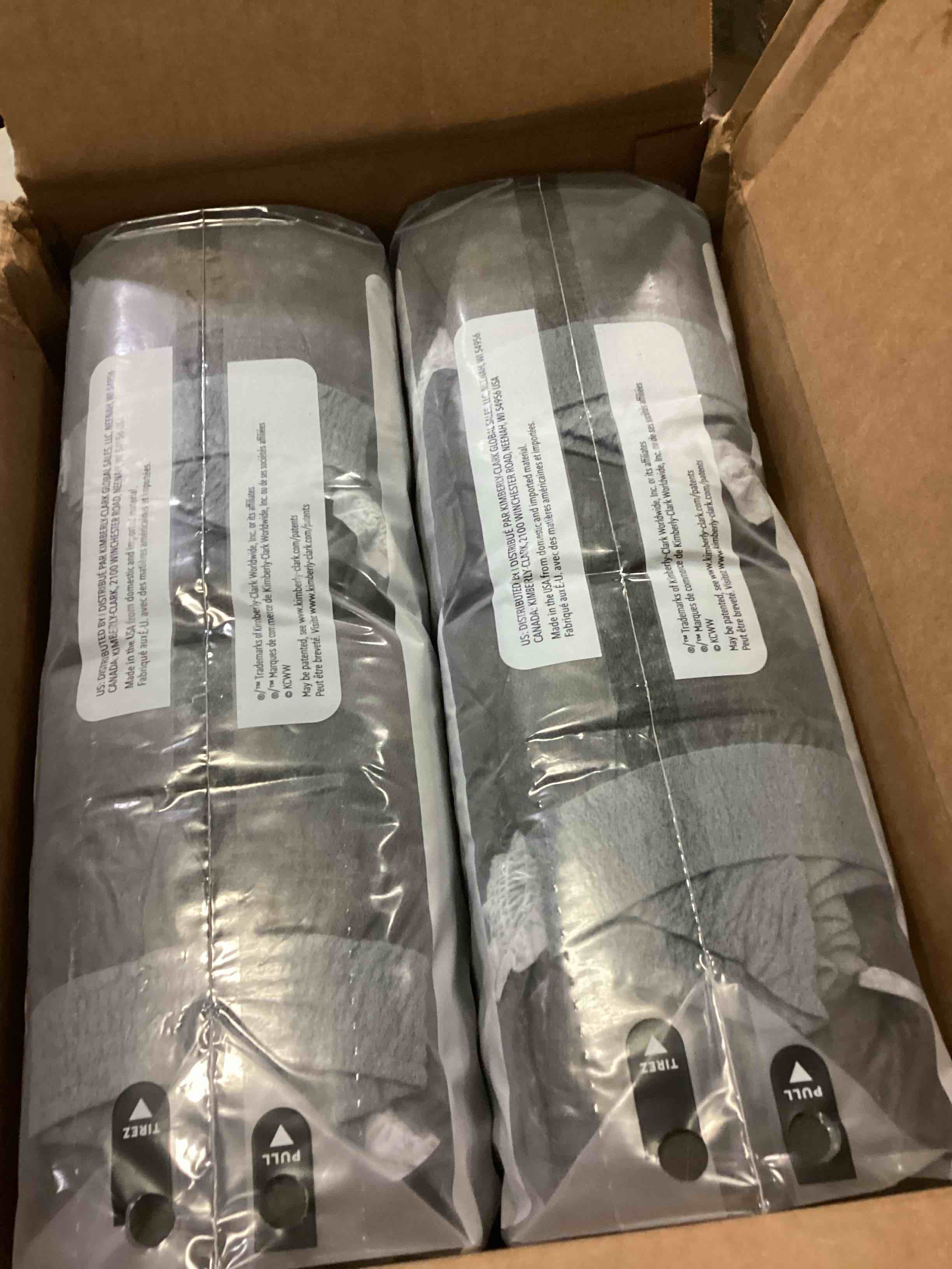 https://s3.amazonaws.com/lotting-images-prod/bidfta/BLU6842542_1728932041302.jpeg