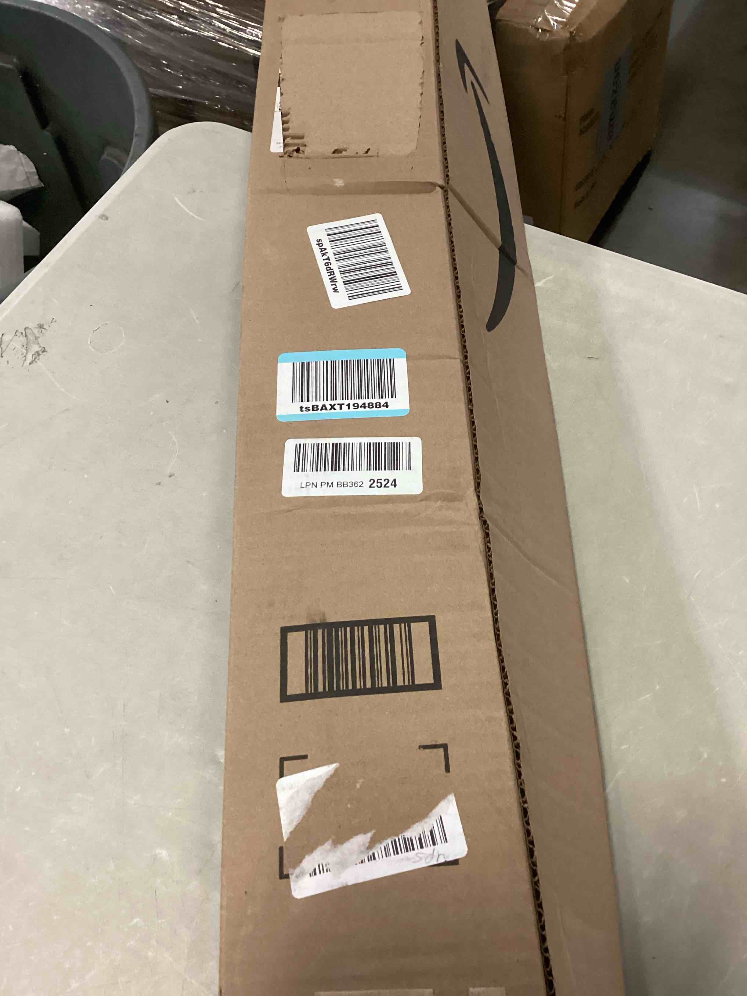 https://s3.amazonaws.com/lotting-images-prod/bidfta/BLU6843218_1729508988309.jpeg