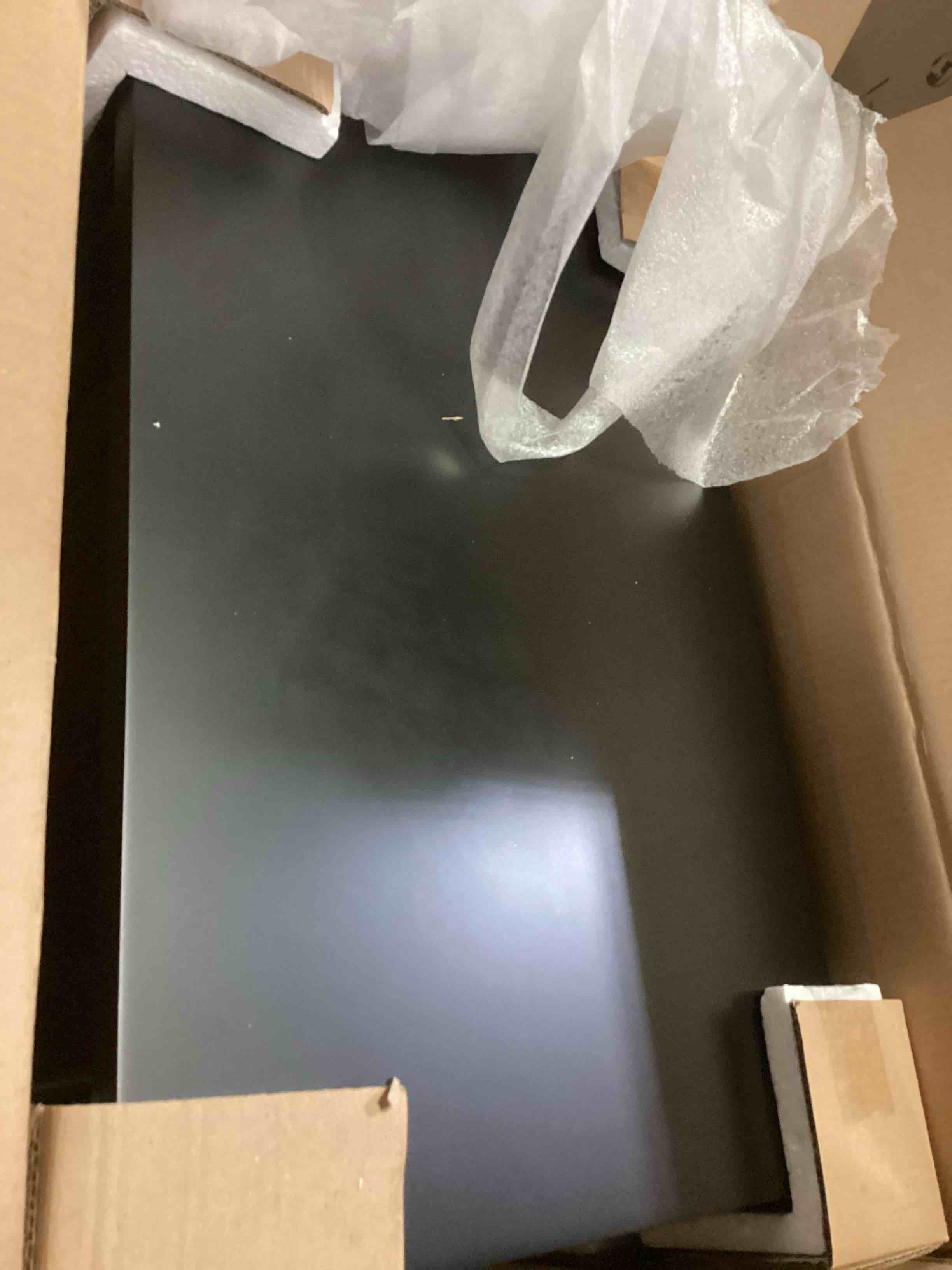 https://s3.amazonaws.com/lotting-images-prod/bidfta/BLU6843341_1729537681626.jpeg