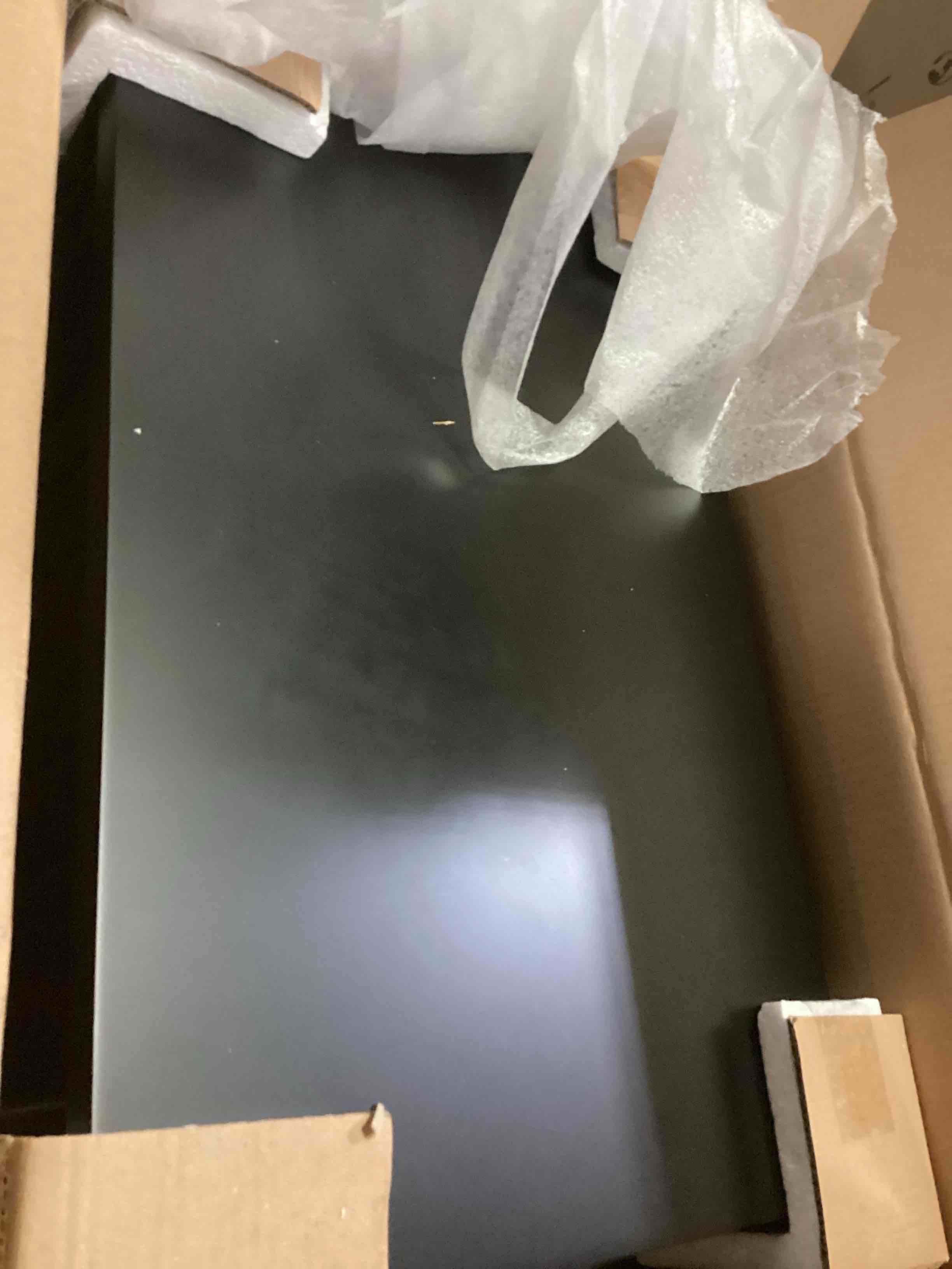 https://s3.amazonaws.com/lotting-images-prod/bidfta/BLU6843341_1729537682787.jpeg