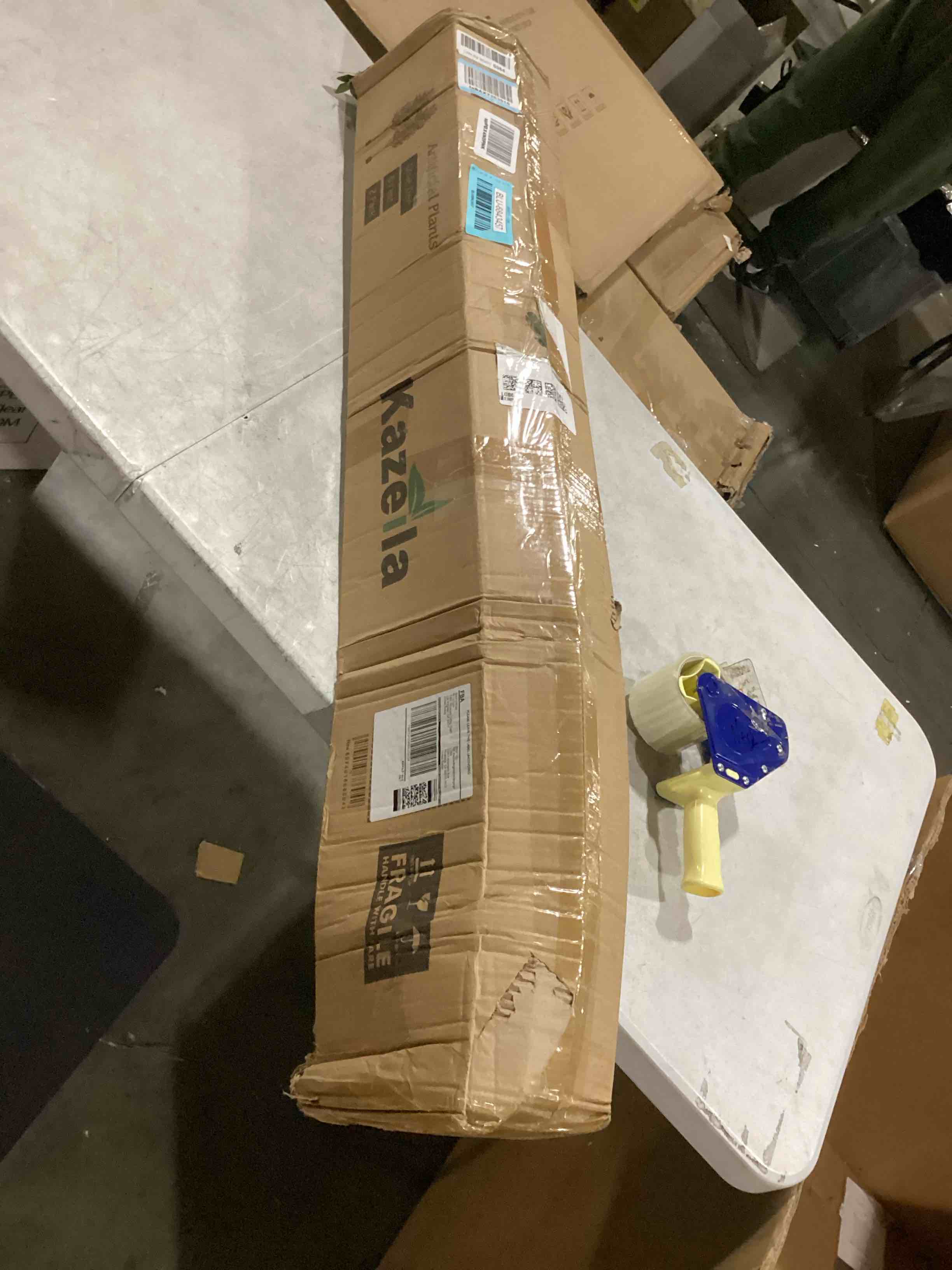 https://s3.amazonaws.com/lotting-images-prod/bidfta/BLU6843457_1728991383616.jpeg