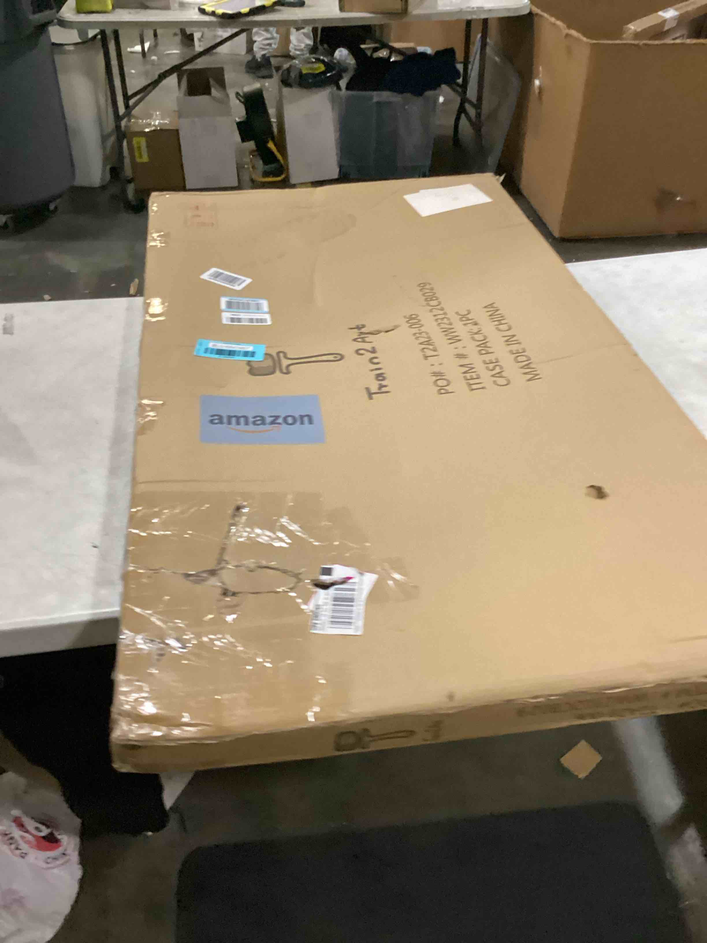 https://s3.amazonaws.com/lotting-images-prod/bidfta/BLU6843467_1728993984516.jpeg