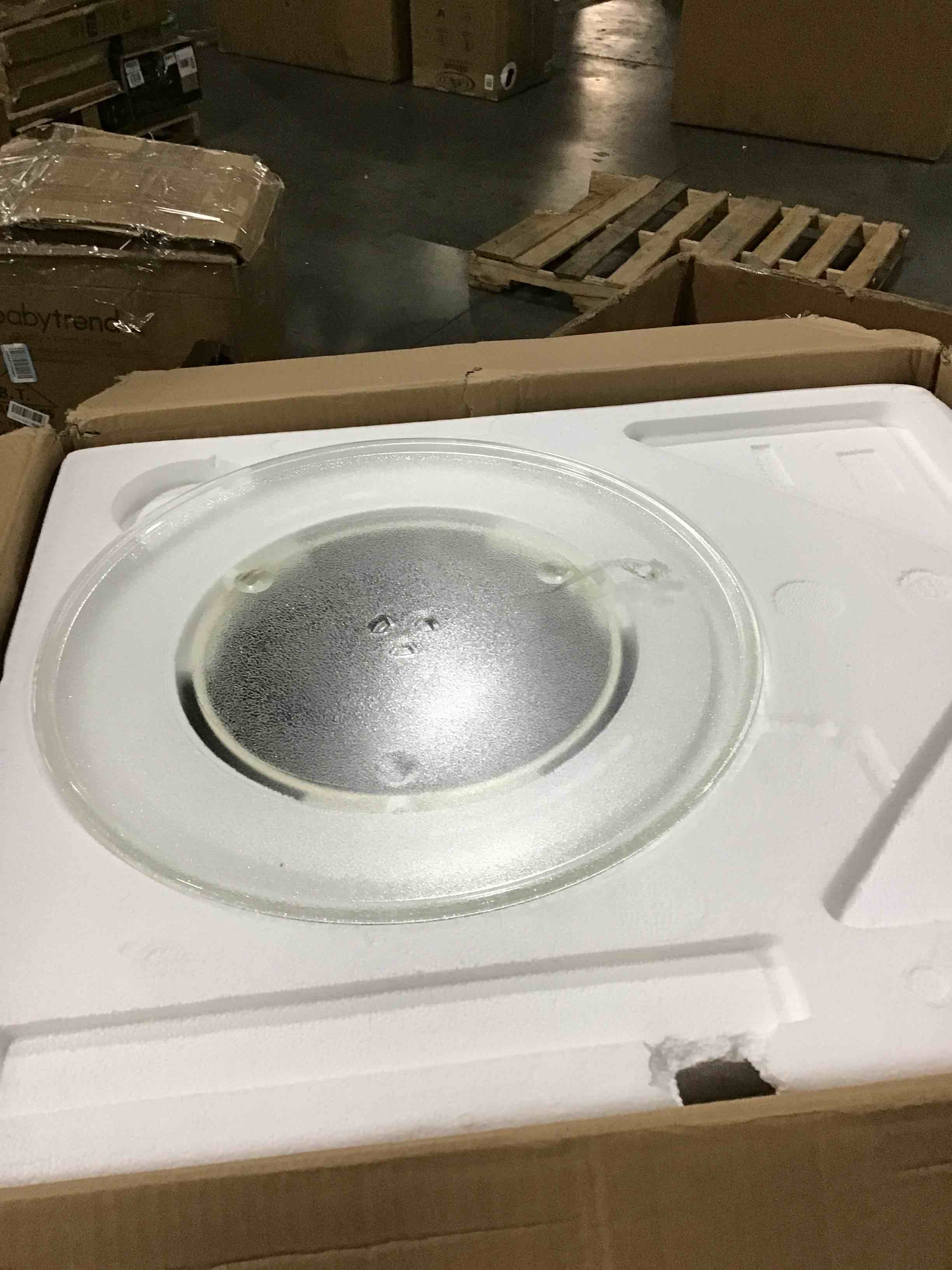 https://s3.amazonaws.com/lotting-images-prod/bidfta/BLU6844062_1729688282969.jpeg