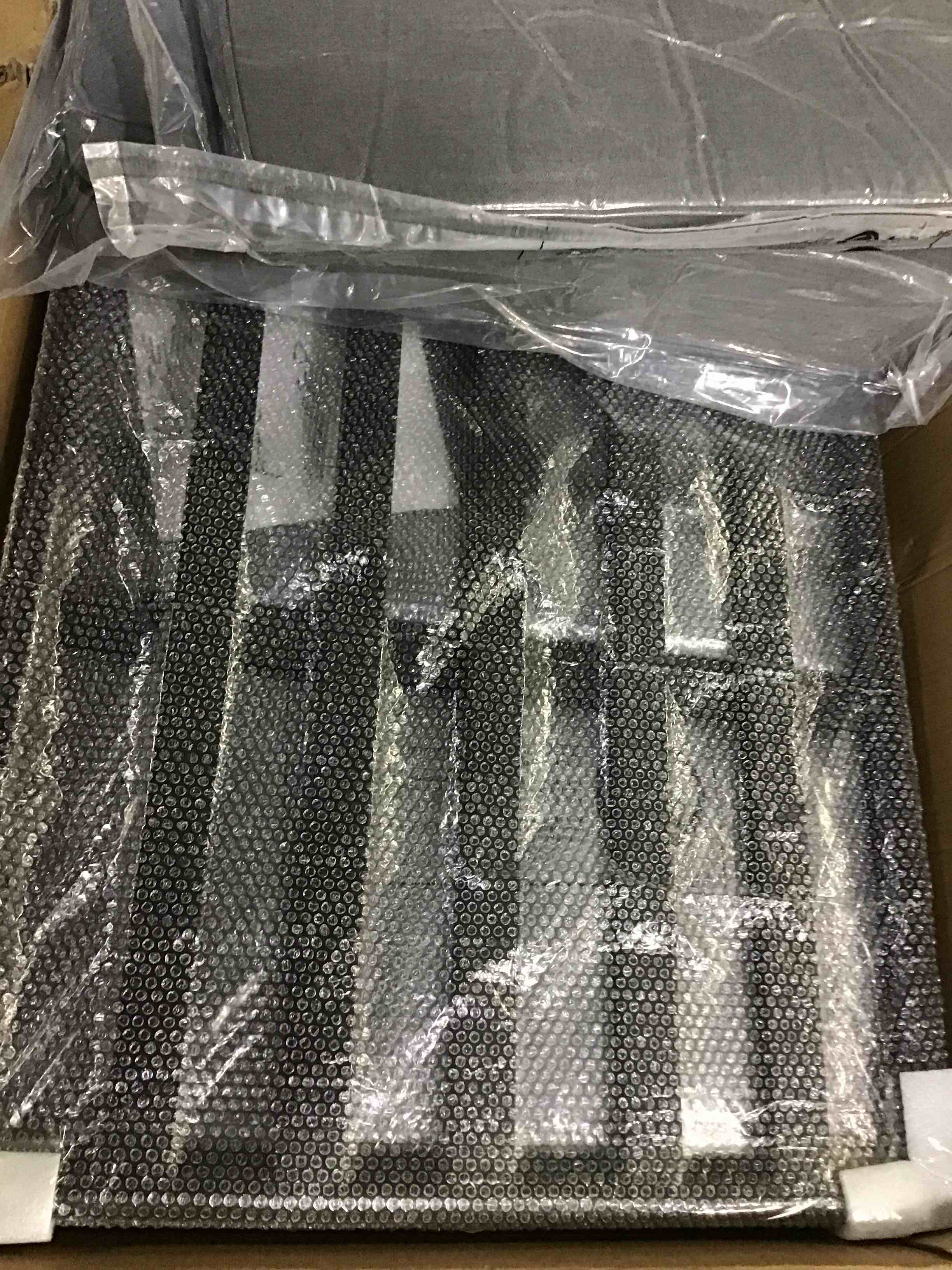 https://s3.amazonaws.com/lotting-images-prod/bidfta/BLU6844135_1729710924397.jpeg