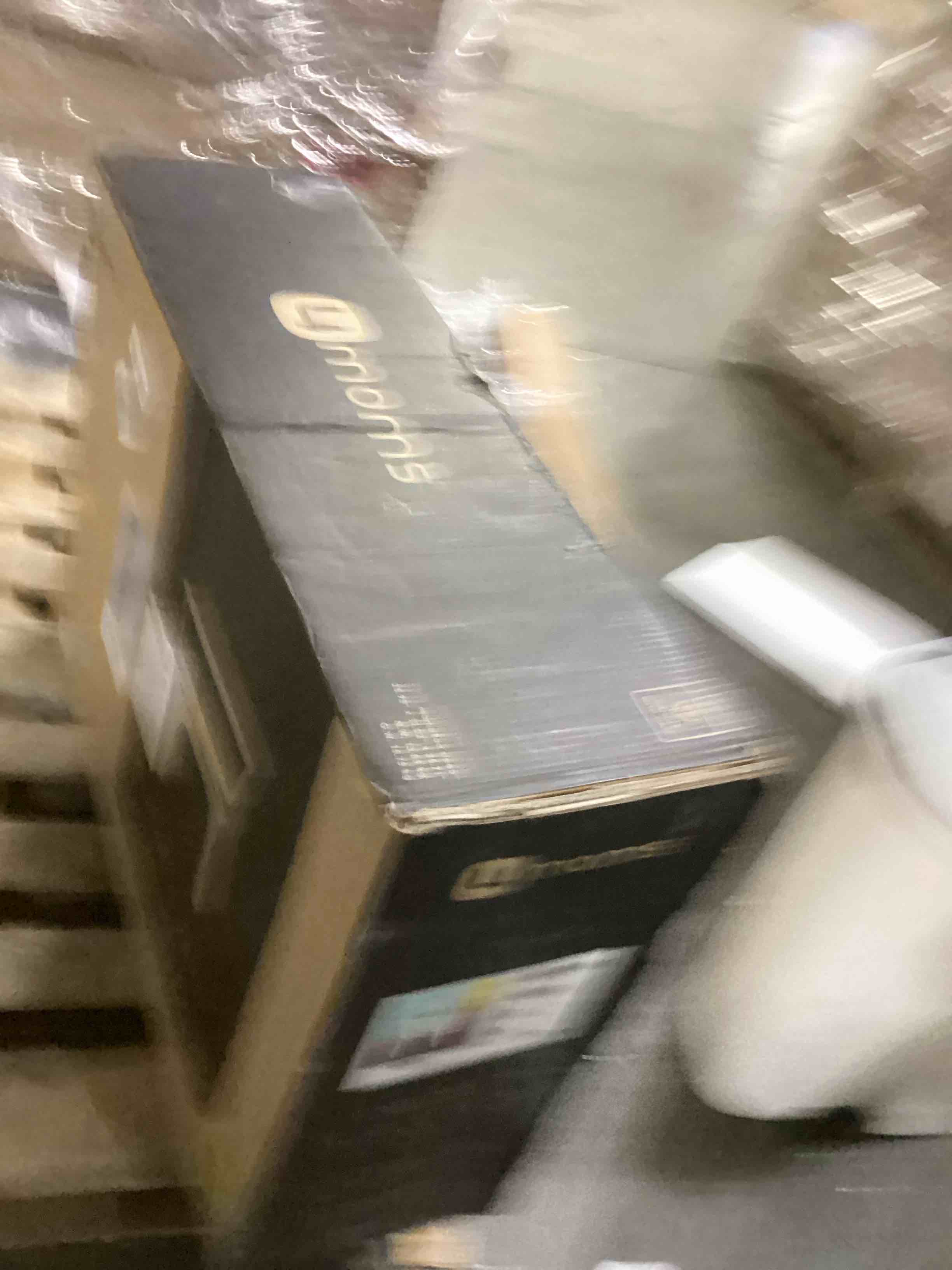 https://s3.amazonaws.com/lotting-images-prod/bidfta/BLU6844394_1730208058374.jpeg