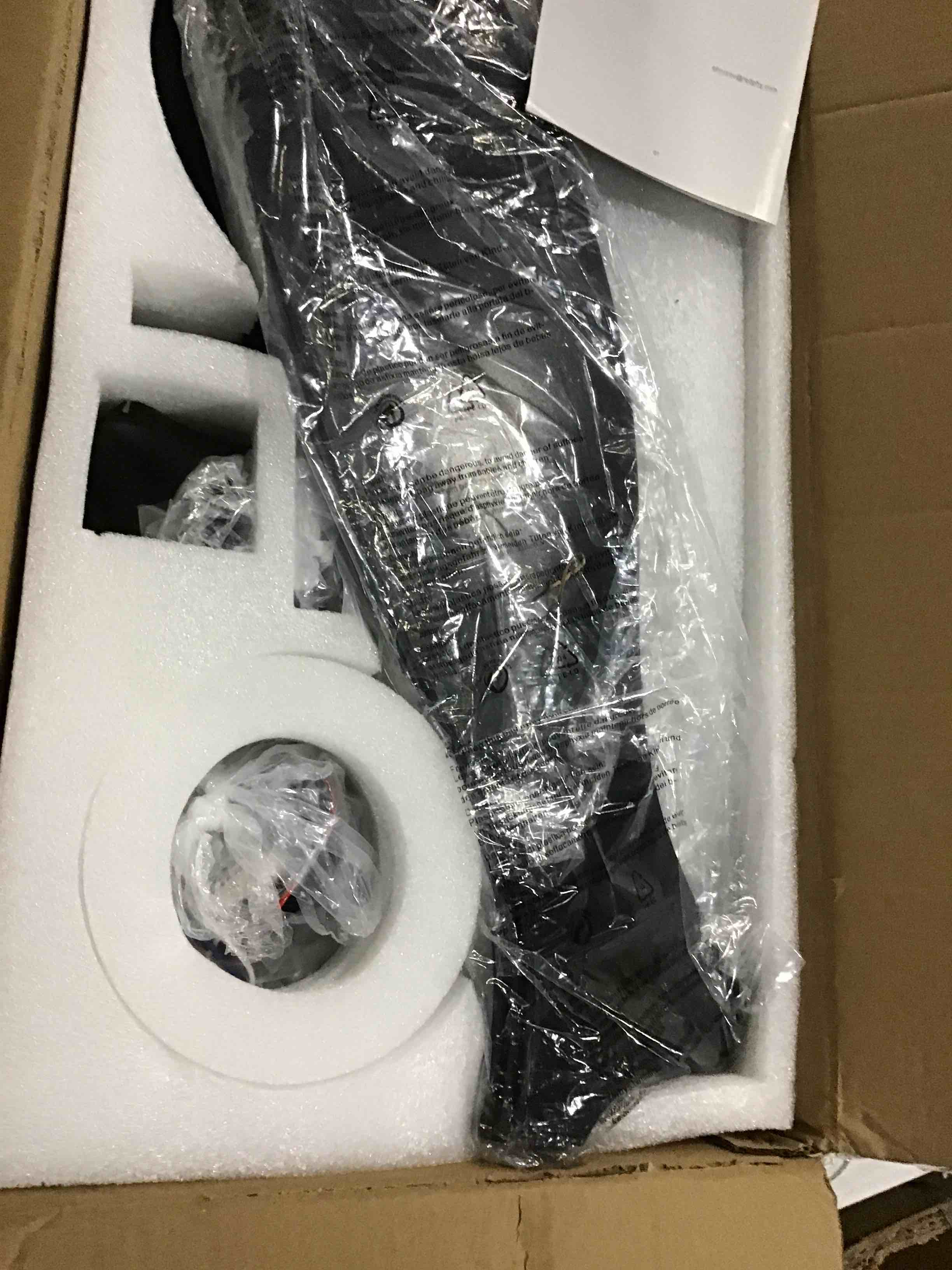 https://s3.amazonaws.com/lotting-images-prod/bidfta/BLU6844554_1730296112926.jpeg