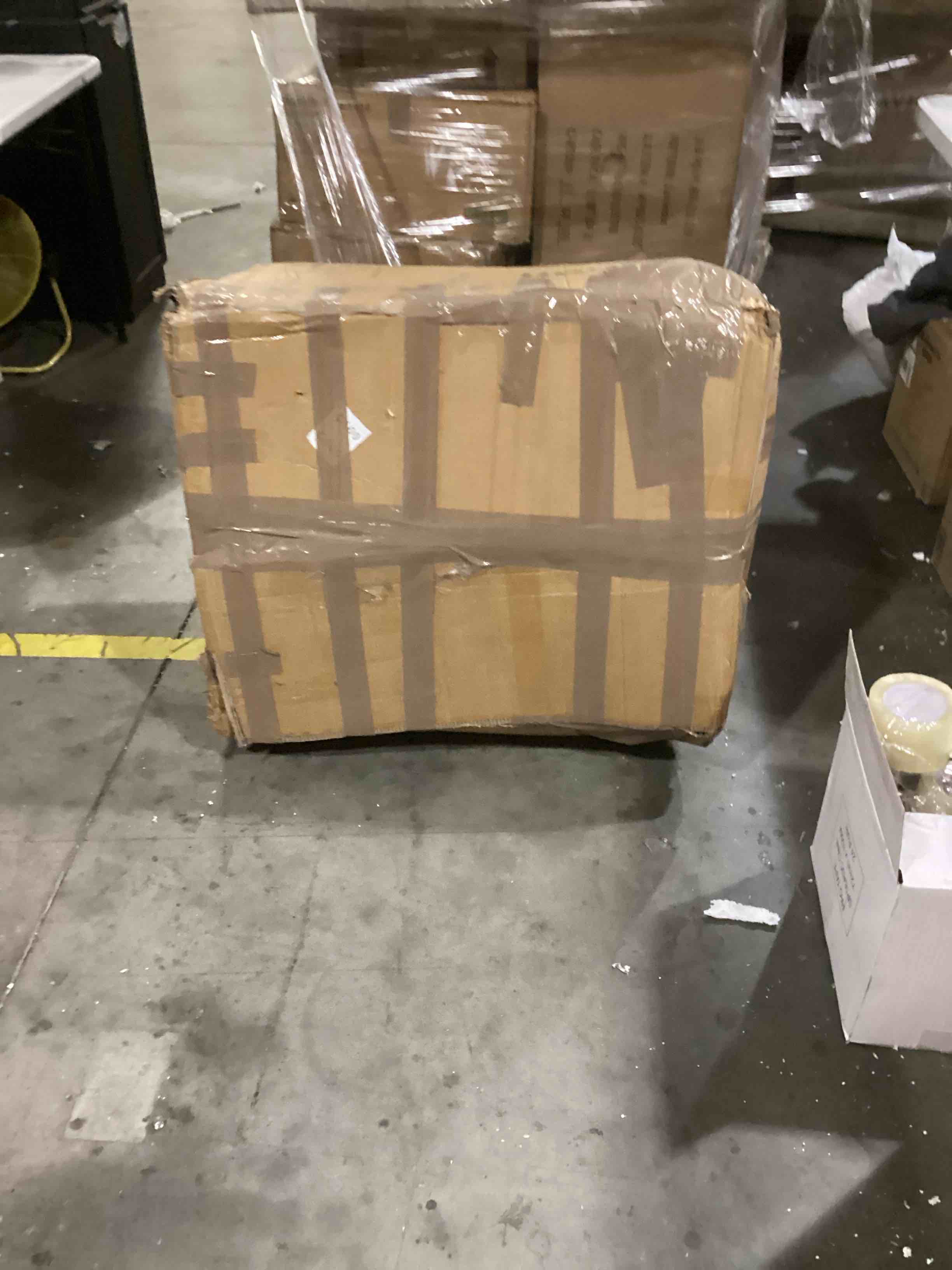 (corner panels only)Carton C: Corner Seat Module & Parts Black